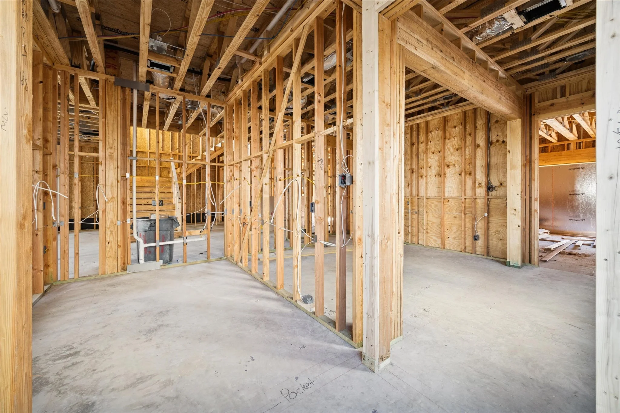 35-42nd W 1050 IMG 213.jpg