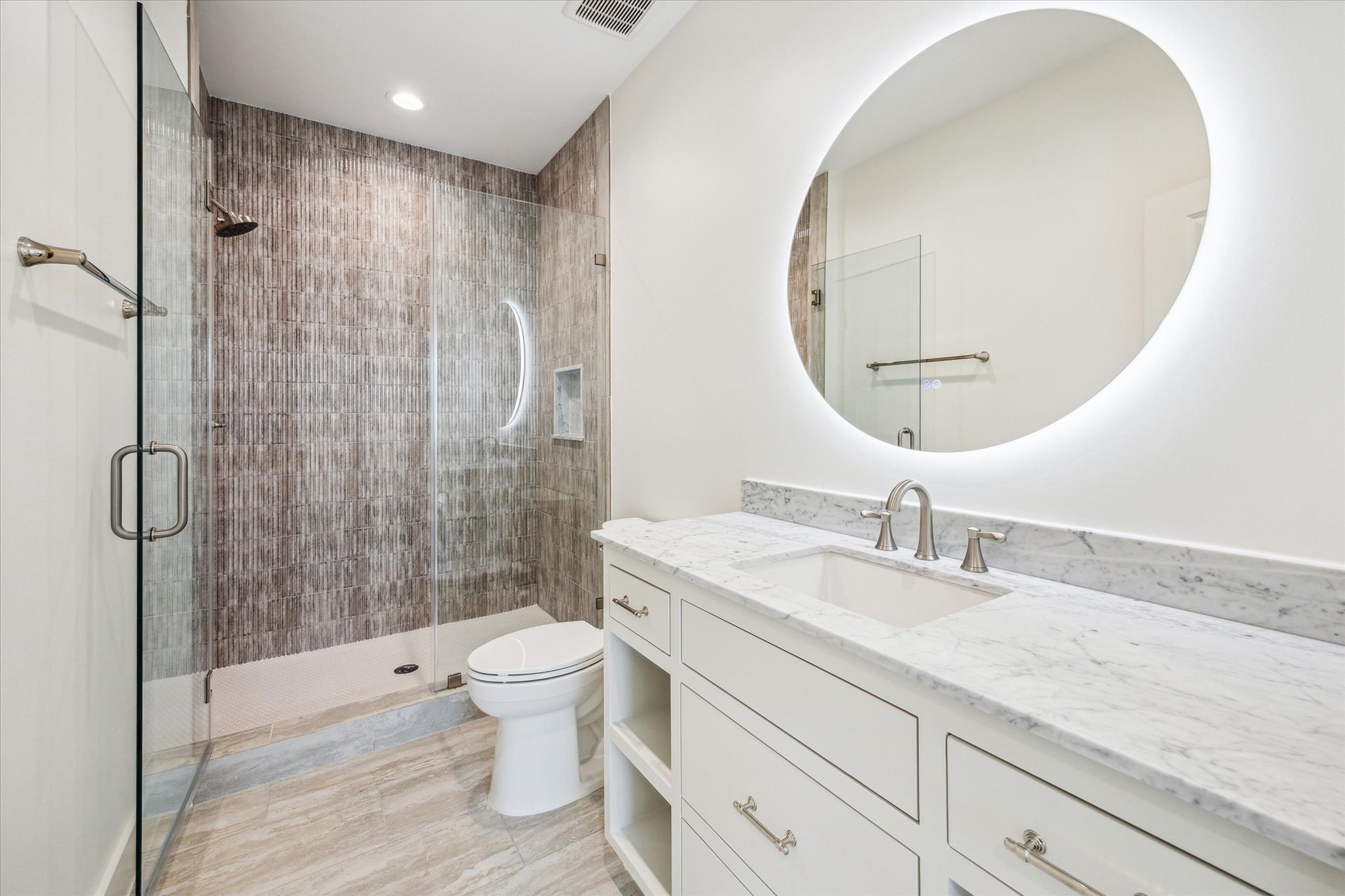 51-Chantilly Ln 1701 IMG 040.jpg