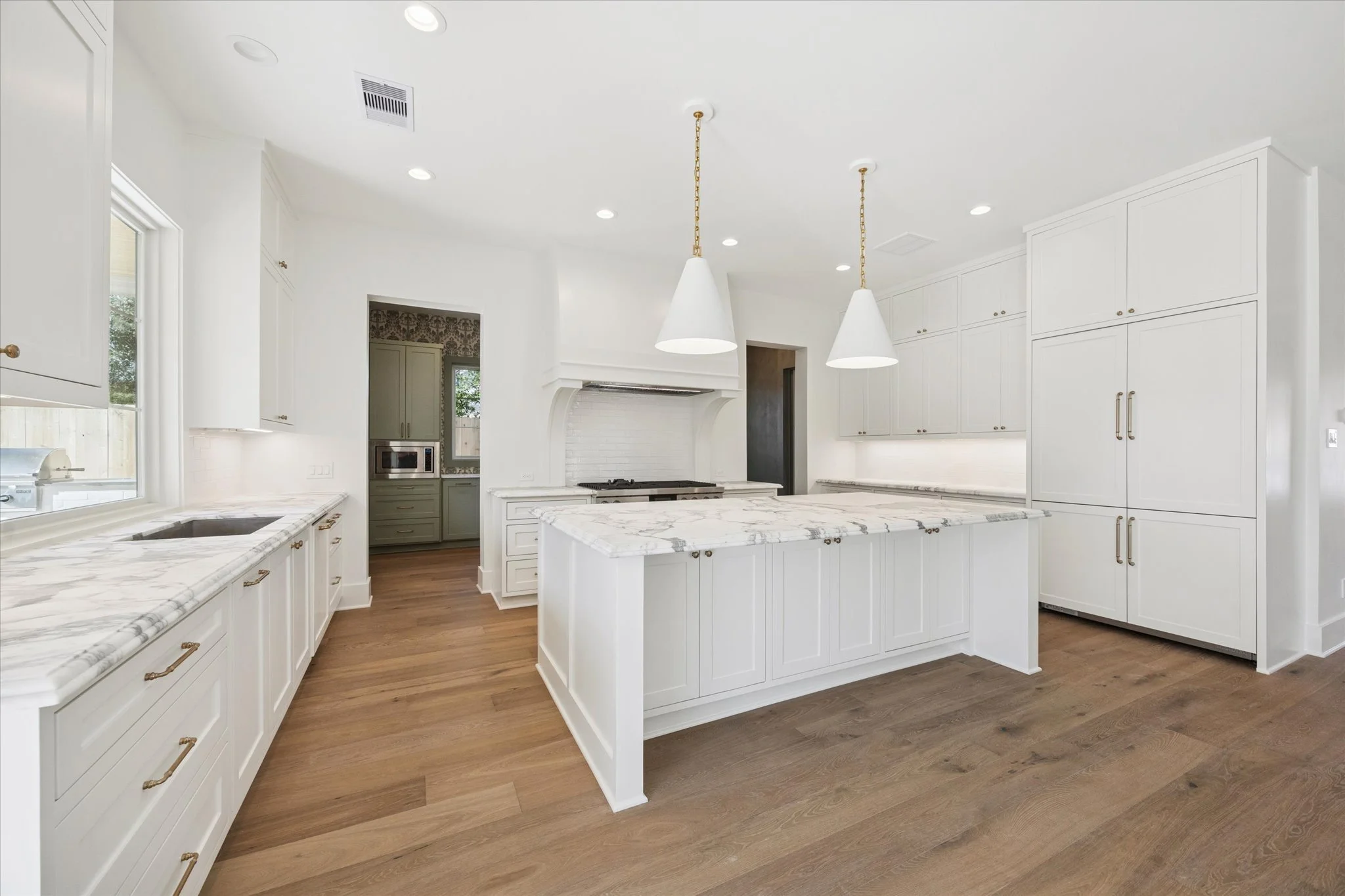 05-Candlelight Ln 1243 IMG 707.jpg