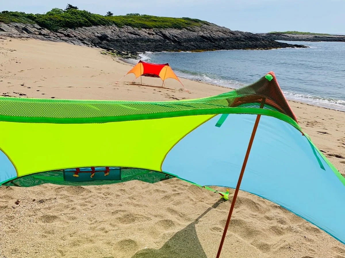 Yellow +Teal-colored-Zinnia Sunshade-on-beach-for -uv-protection