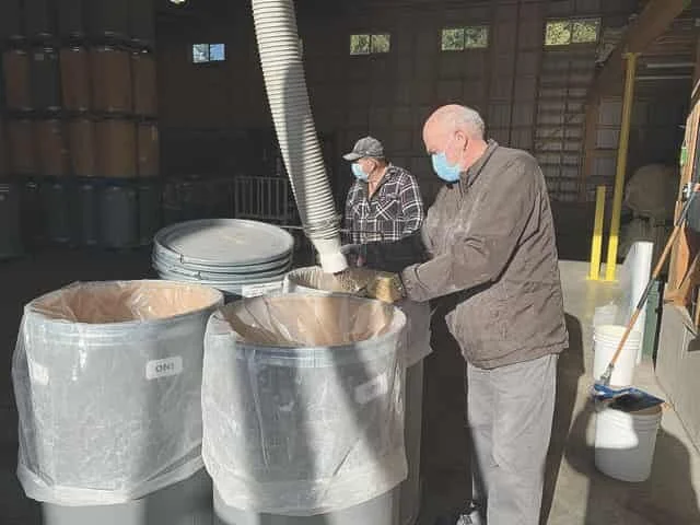 Helping feed the world: Kindersley farmer ships lentils to BC