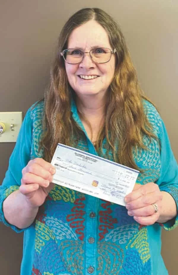 Vida VanSickle wins $2,000