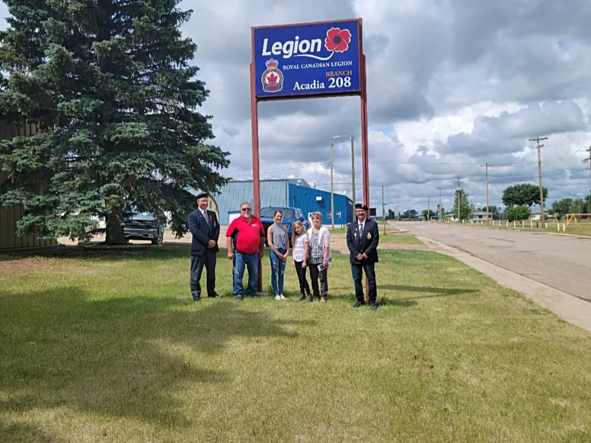 Oyen Legion receives generous donations