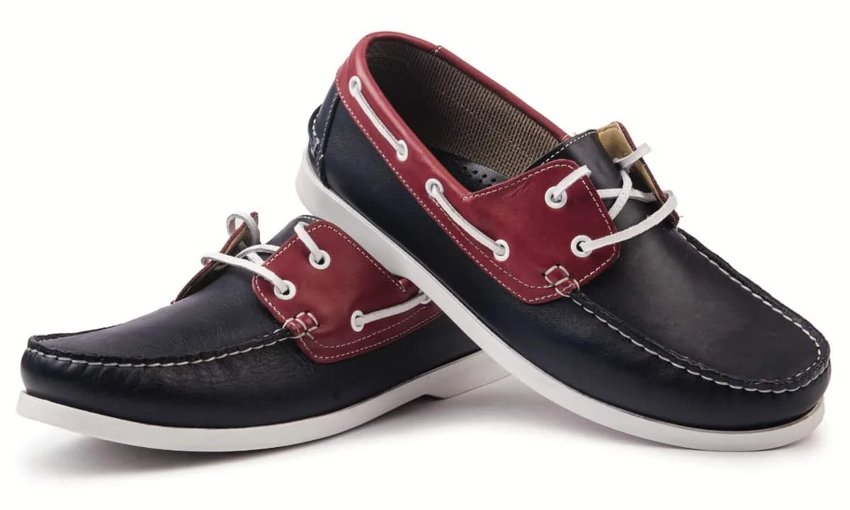 5 trendy accessories that will add personality to your 2025-26 holiday outfits