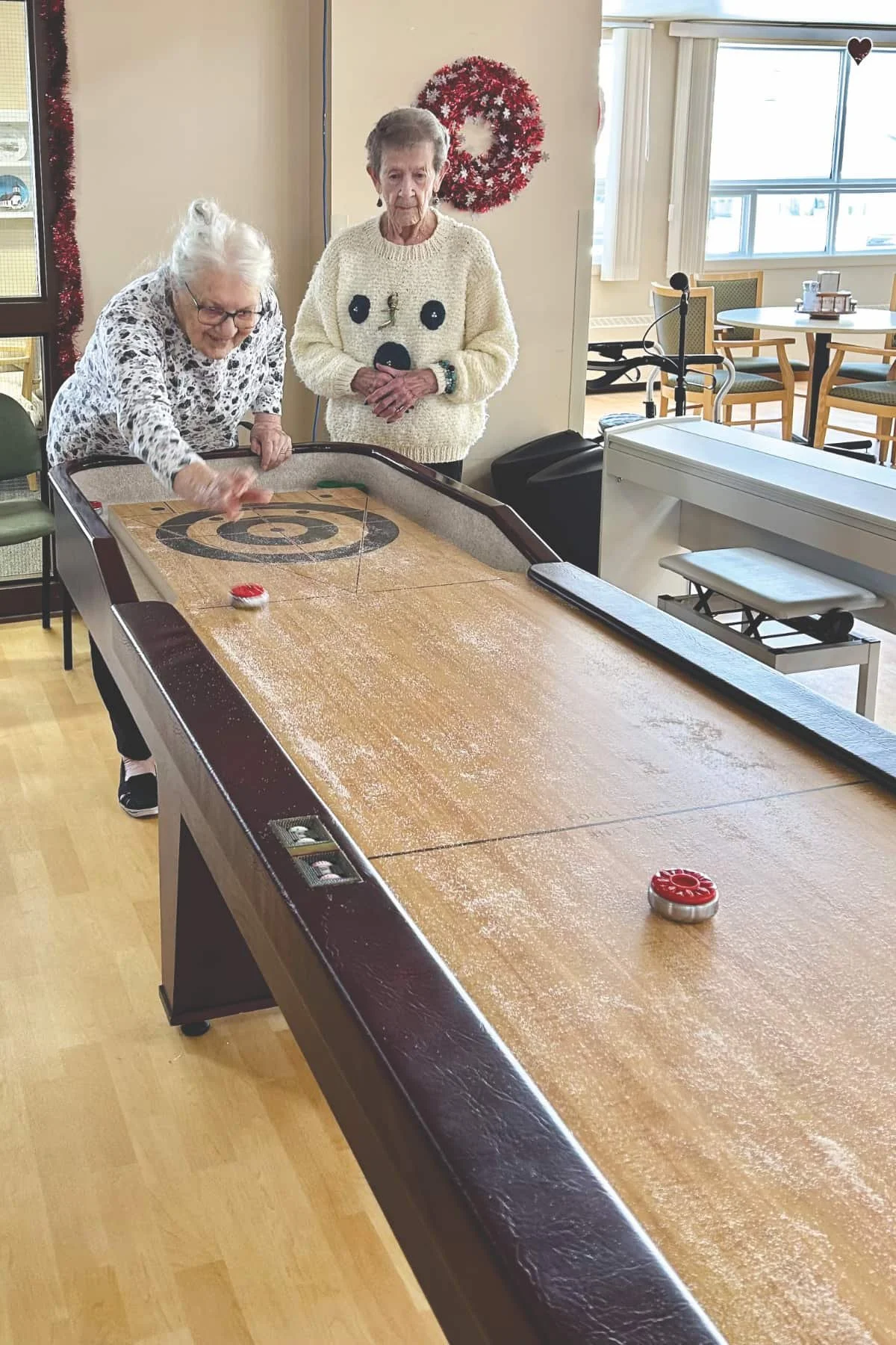 Oyen Lodge: Residents enjoy Family Day week, birthdays and regular activities at the Lodge
