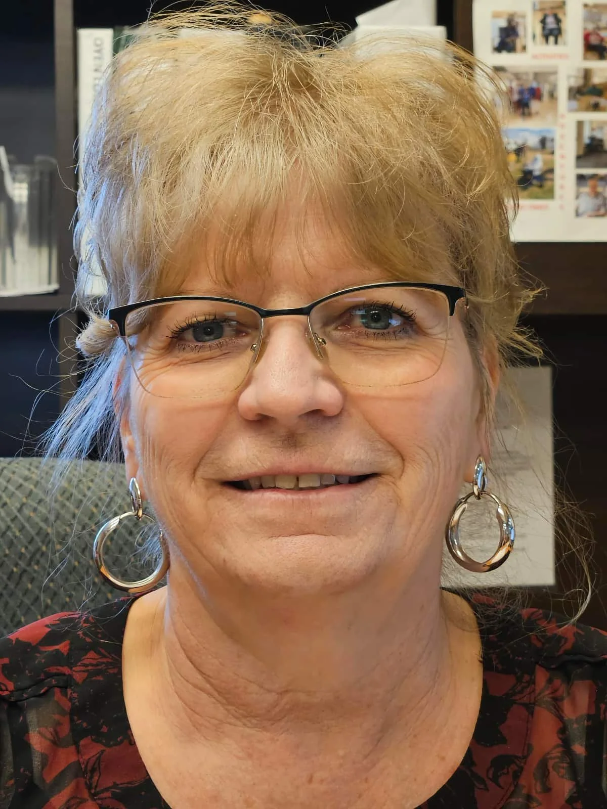 Spring decor brightens a wintry week at Oyen Lodge