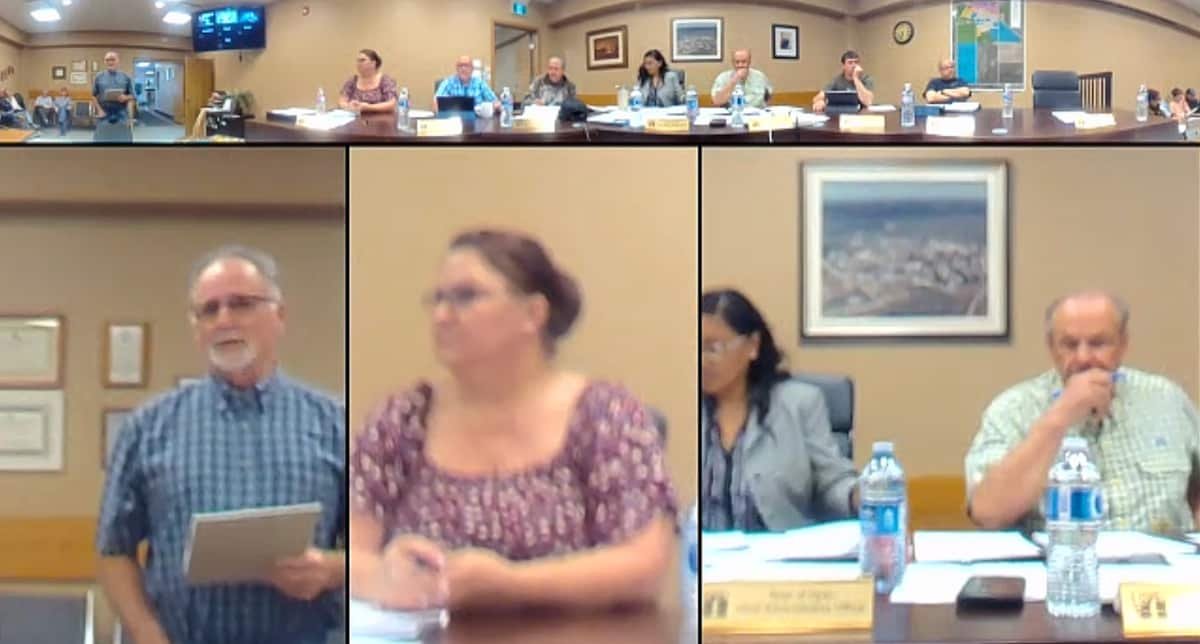 Town of Oyen council hears opposition to residential acreage