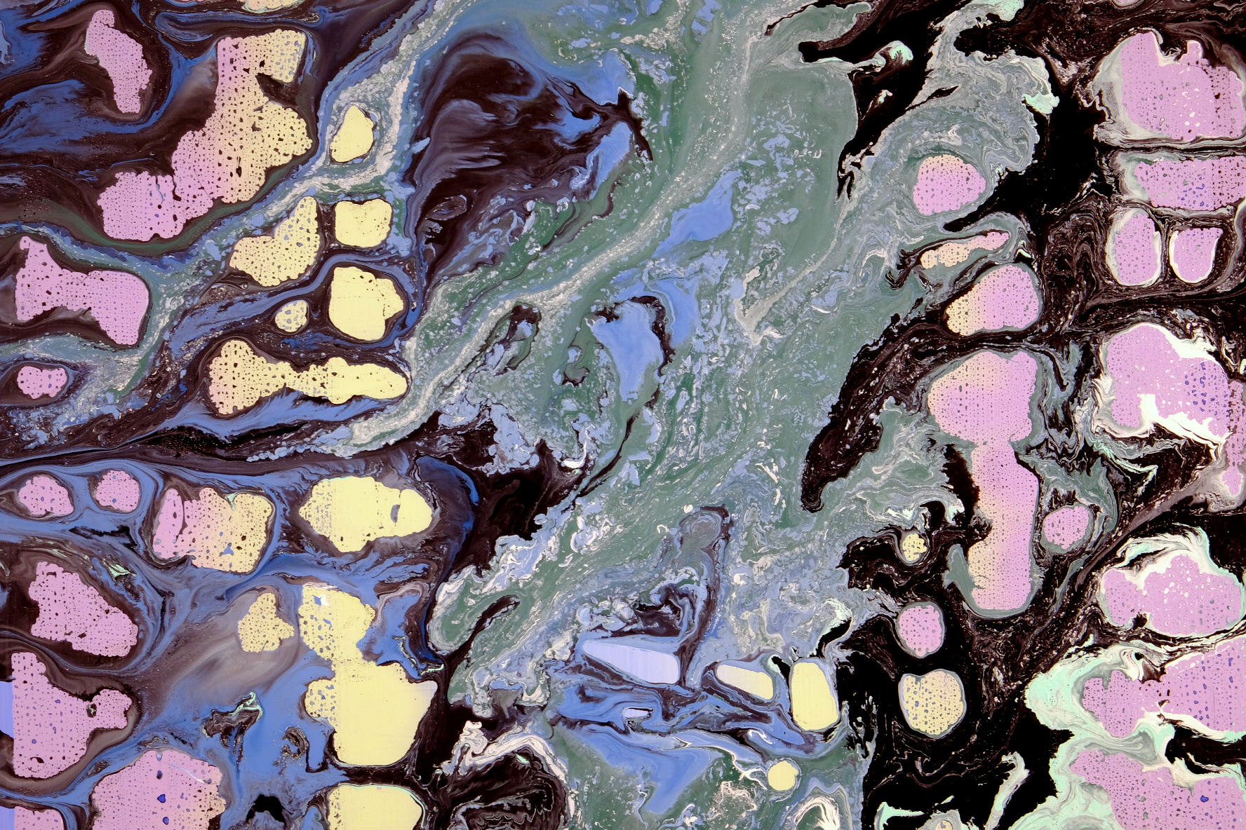 spray-paint-and-pour-detail-2.png