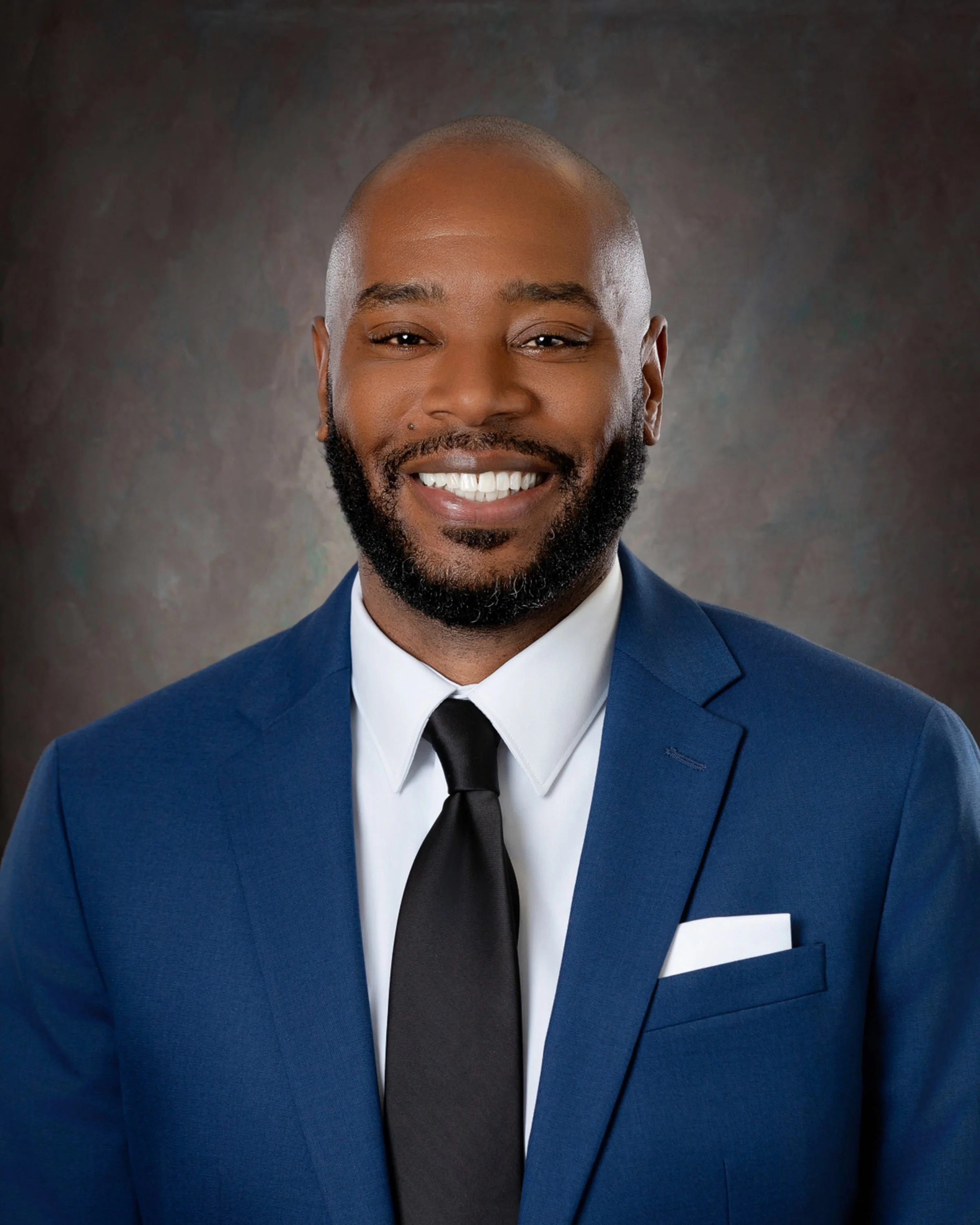 Headshot of Marcus Wainwright
