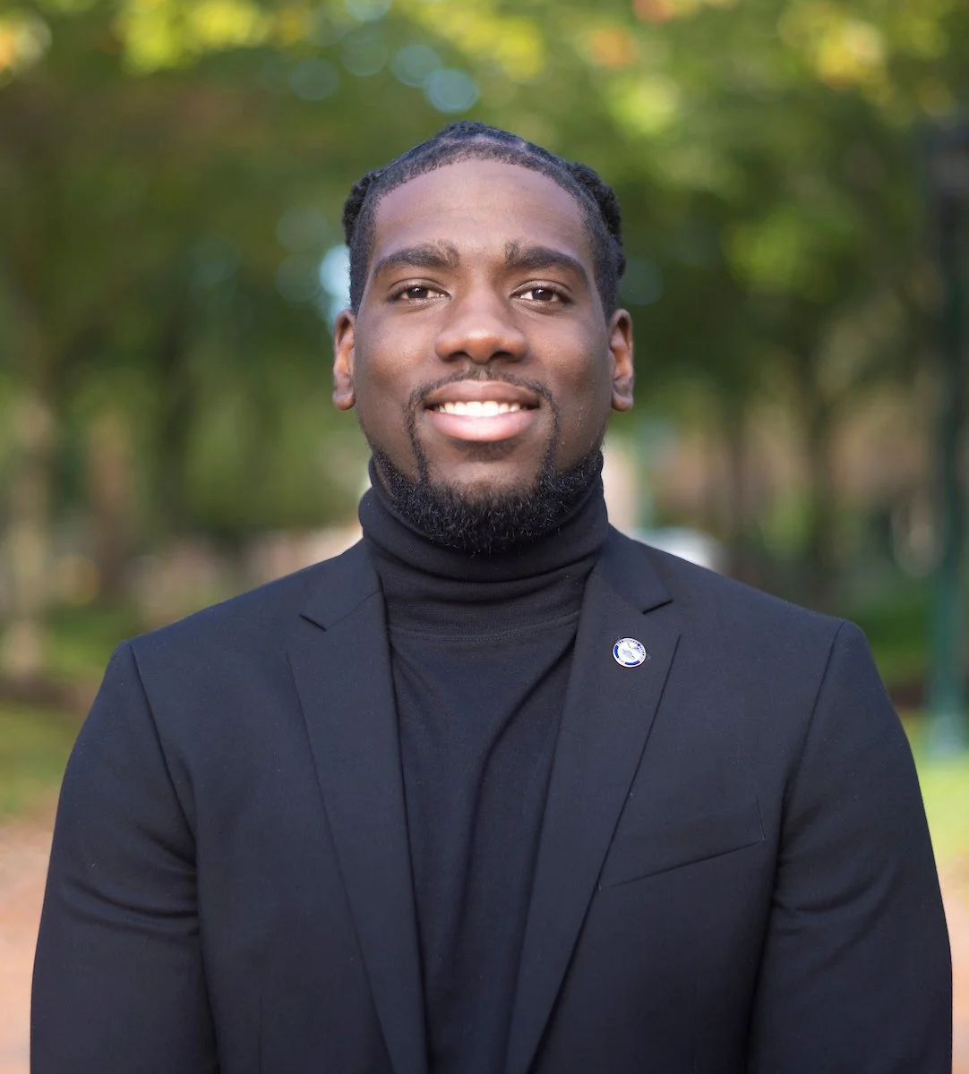 Headshot of Darnell Tucker