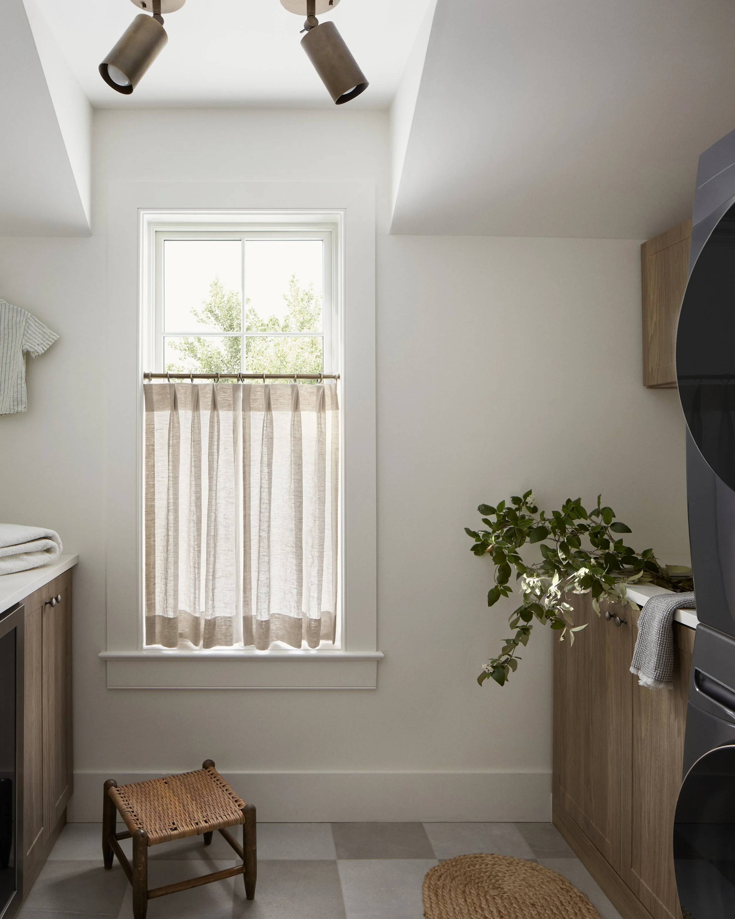 Bethesda New - Laundry Room 1.jpg