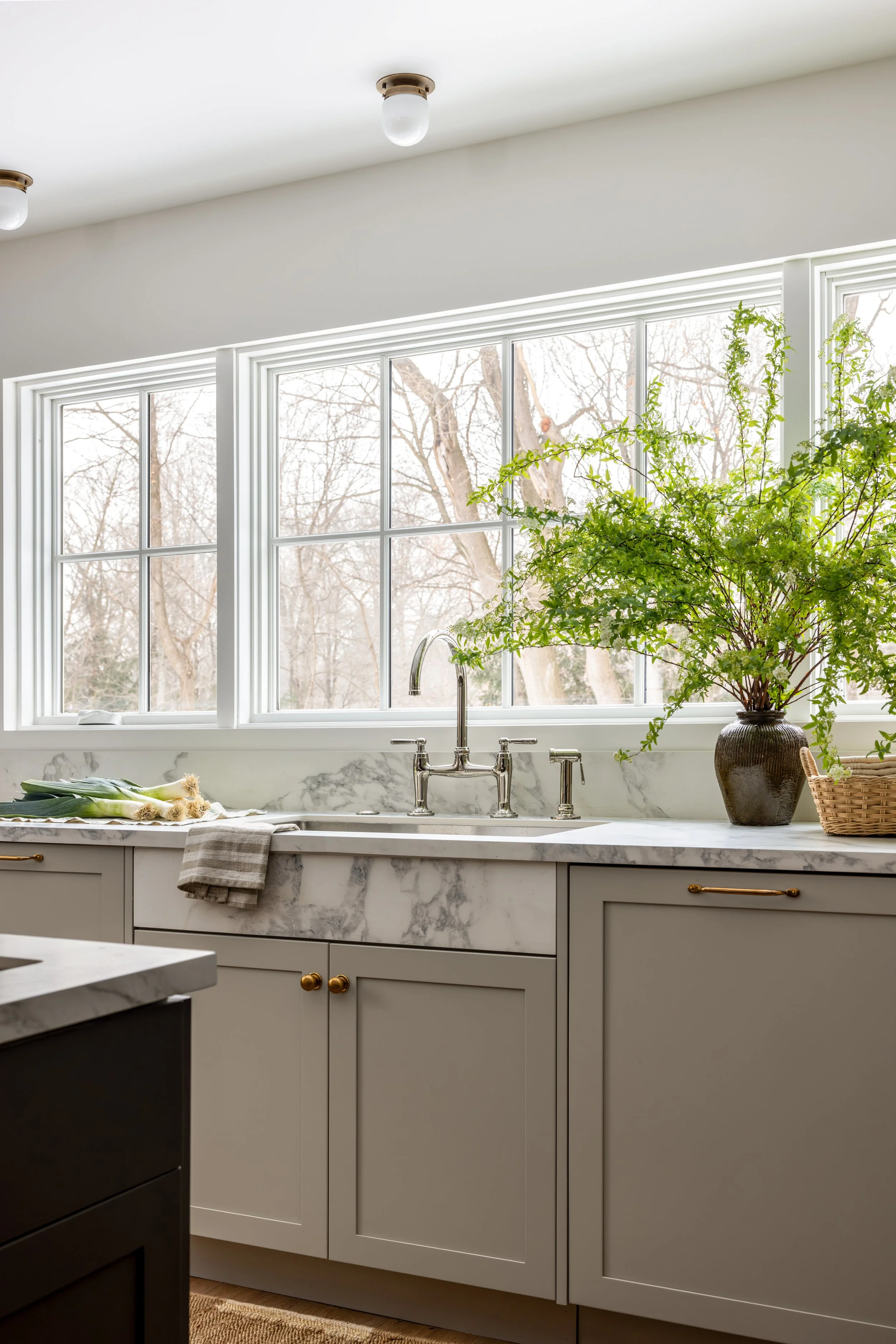 Modern Kitchen Stone Sink