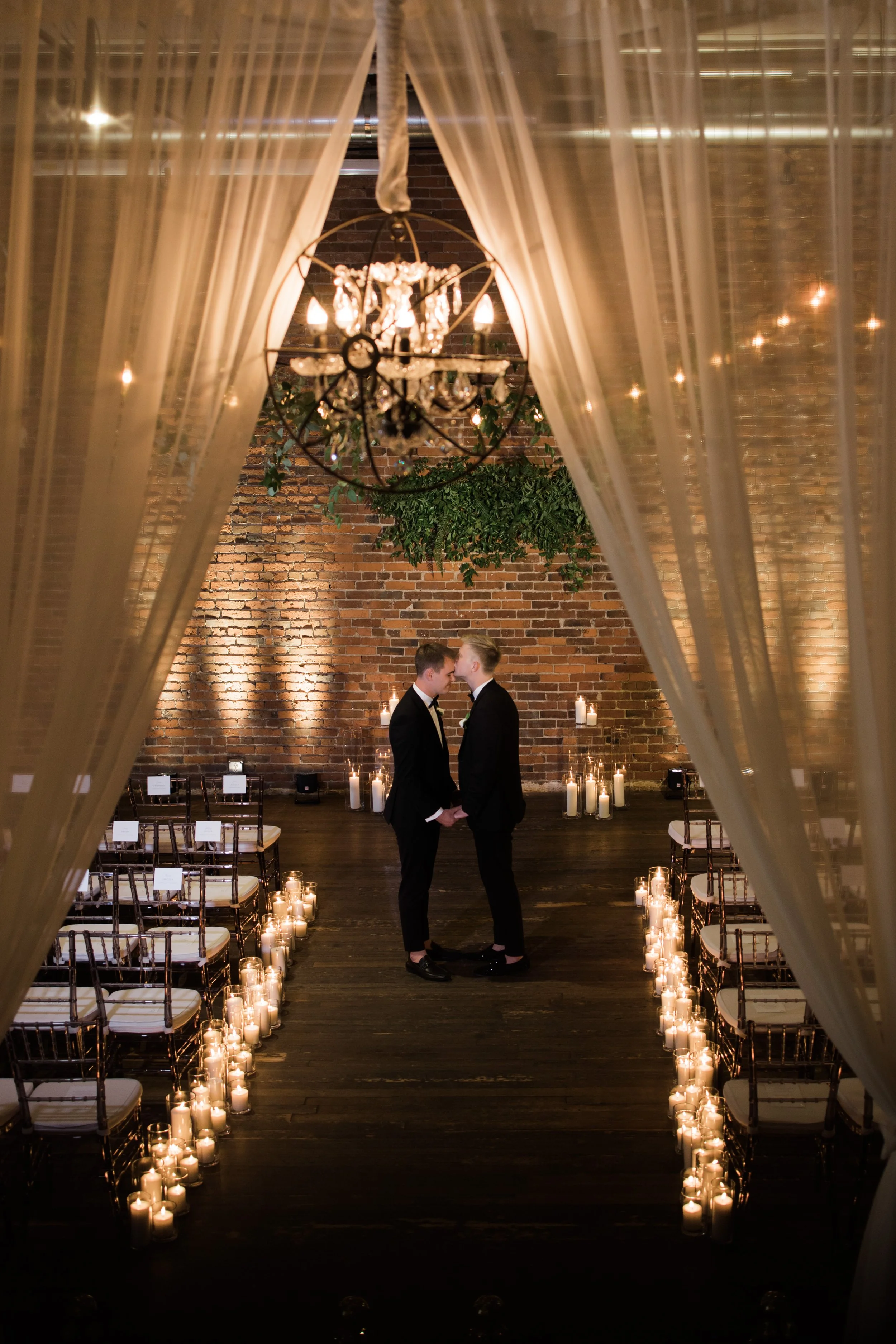 Quintin and Kyle Urban Light Studios-0366.jpg
