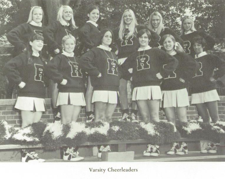 1970-71 Cheer Leaders