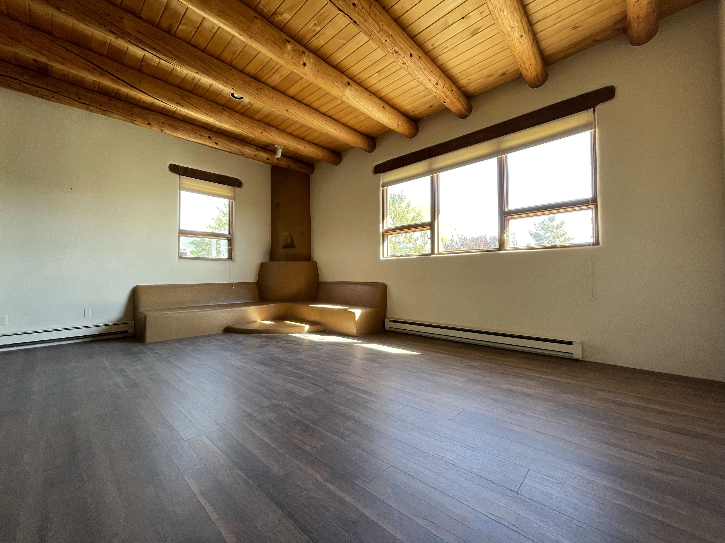 Vinyl Laminate Flooring