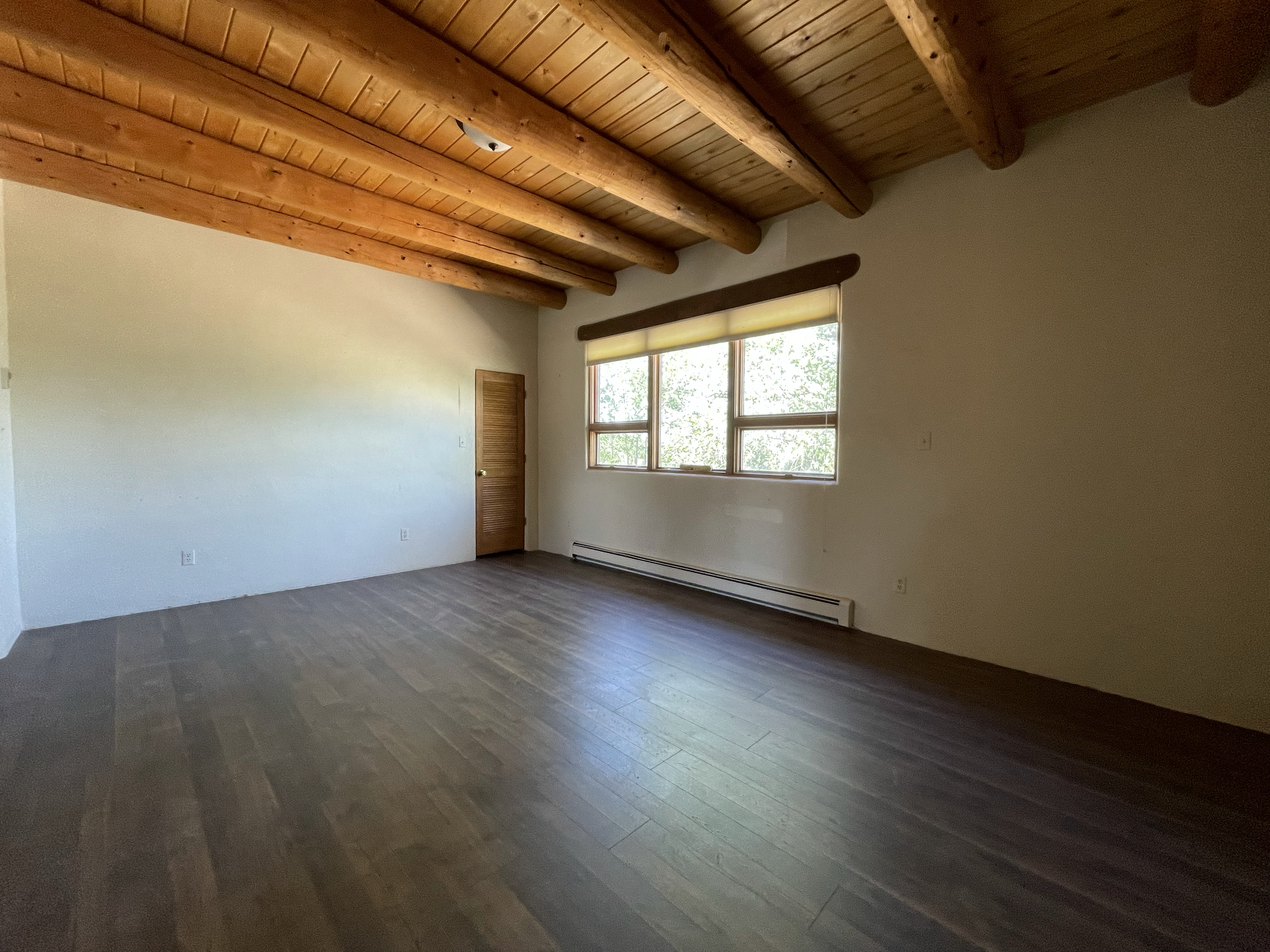 Vinyl Laminate Flooring