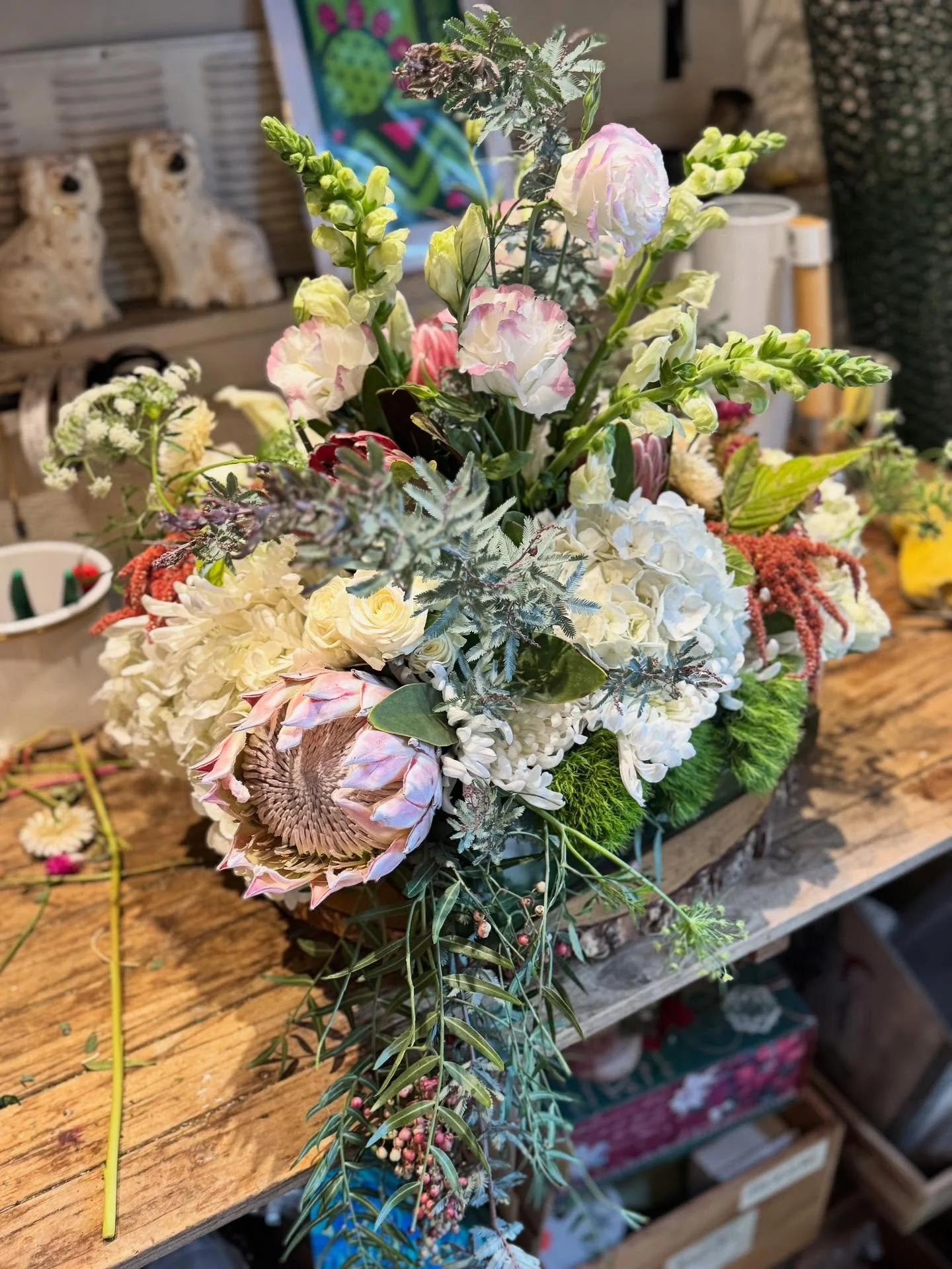 Celebrating life this rainy Saturday morning.
.
.
#floralcreative #floraldesign #shoplocal #oaklbusiness #womanofcolorsmallbusiness #womanownedbusiness