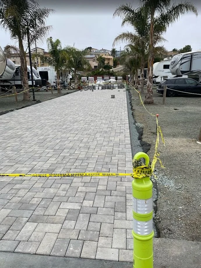 🌿💧The Benefits of Permeable Pavers