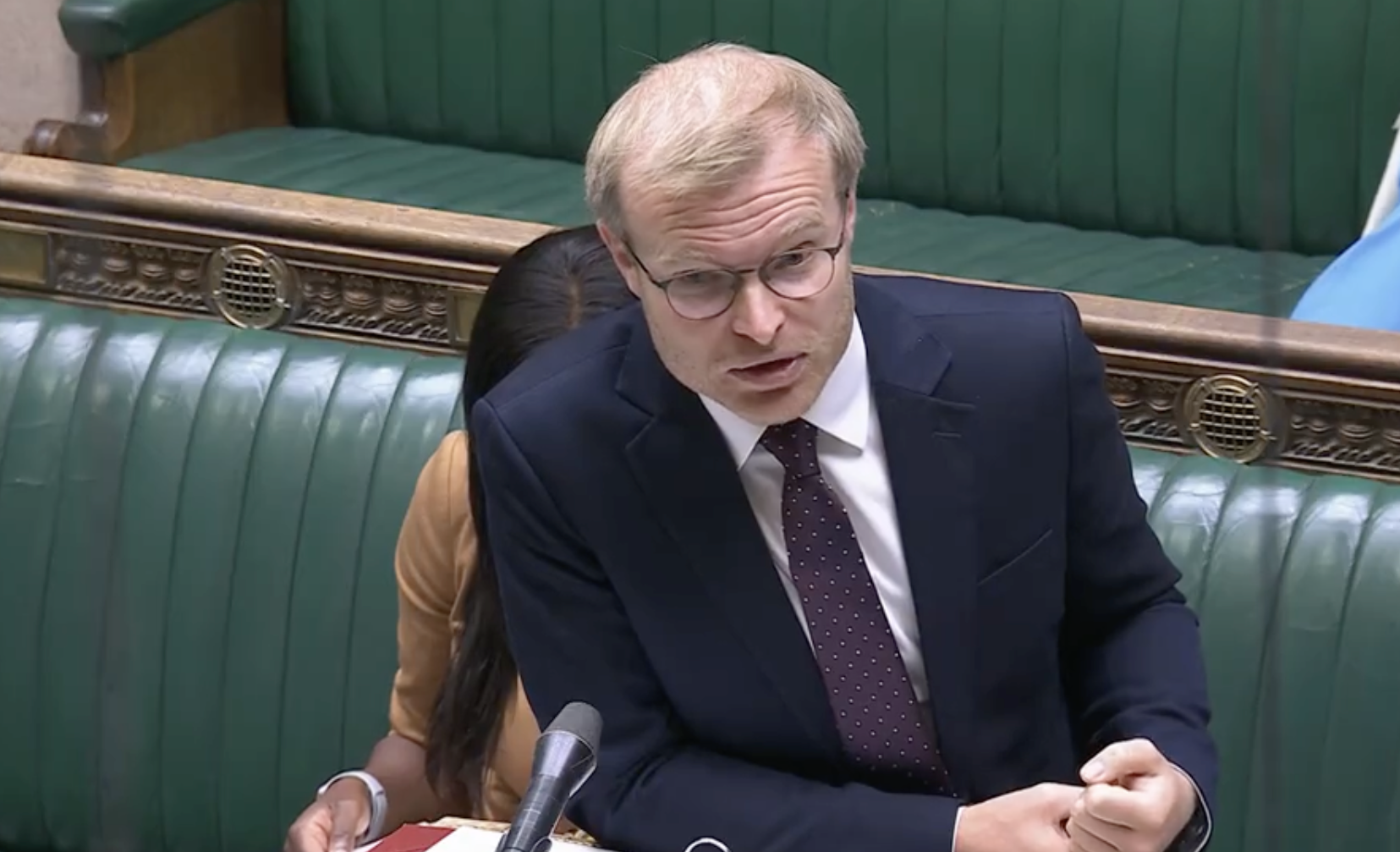 Government commit to local selling for community energy schemes