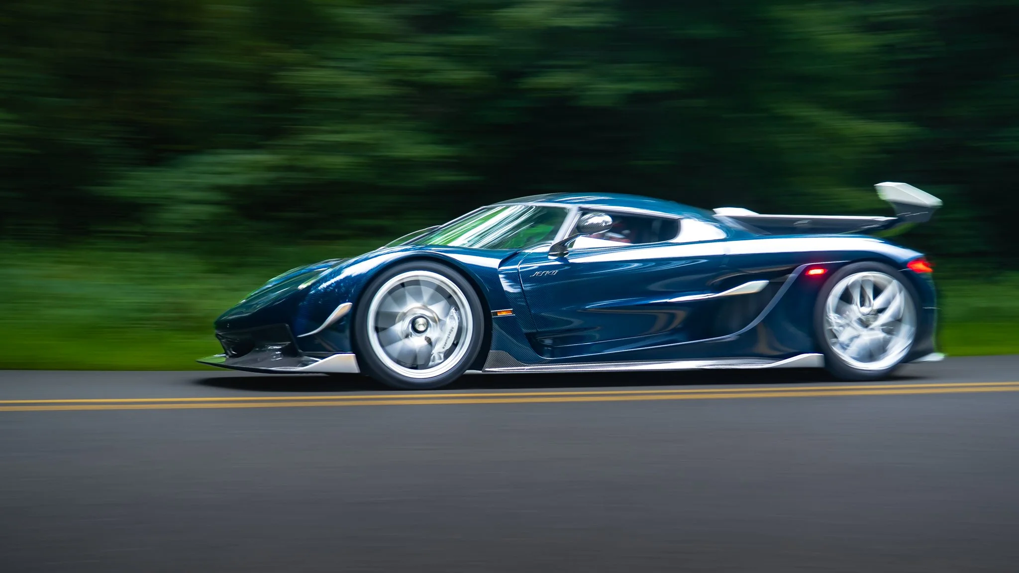 koenigsegg jesko.jpg