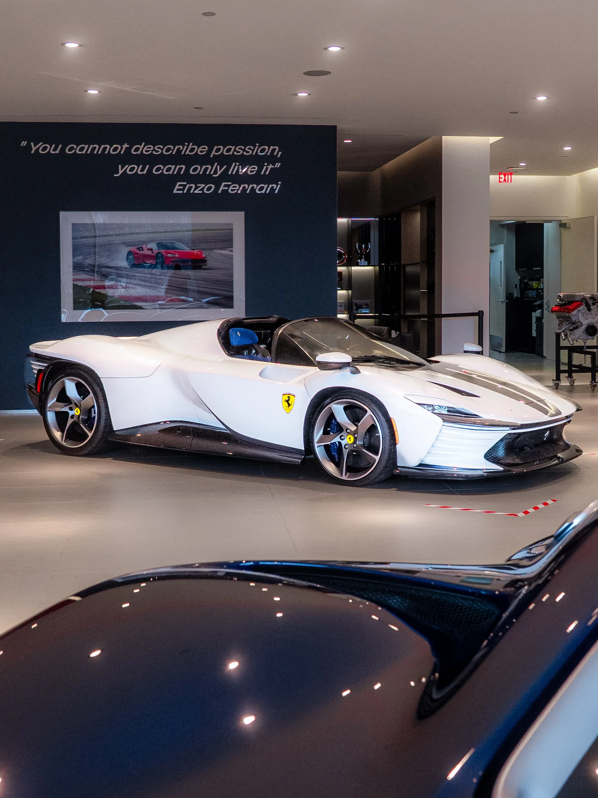 ferrari sp3 daytona-7.jpg
