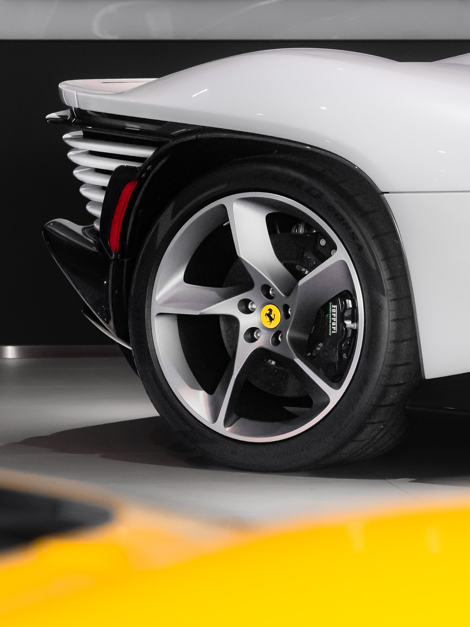 ferrari sp3 daytona-8.jpg