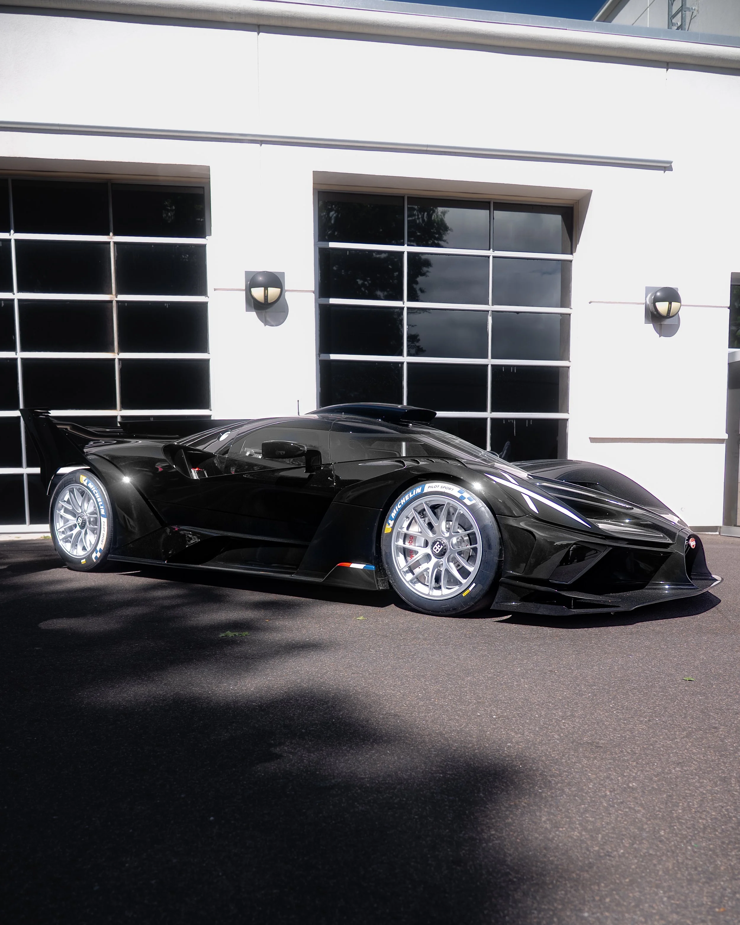 bugatti bolide.jpg