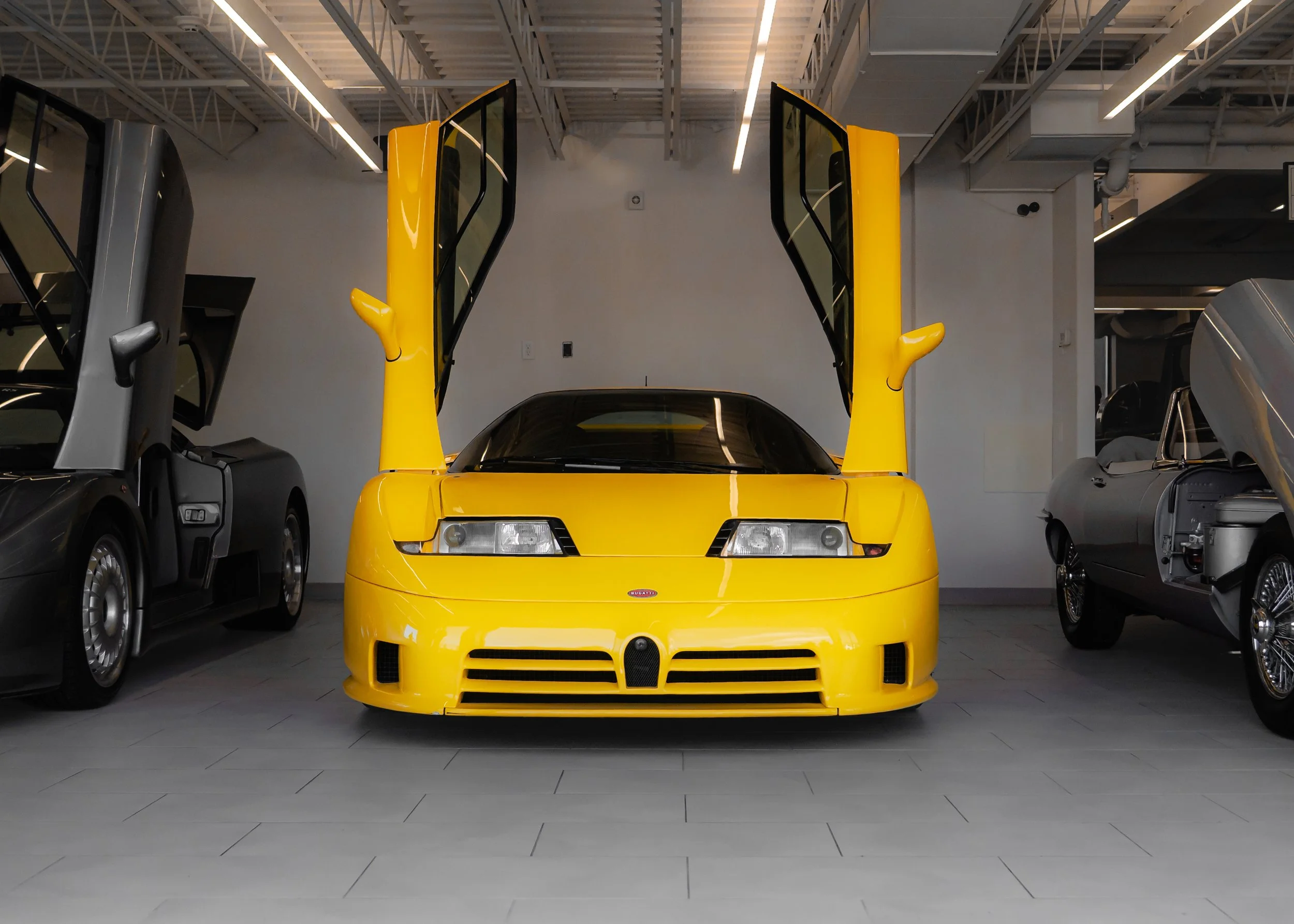 bugatti eb 110.jpg