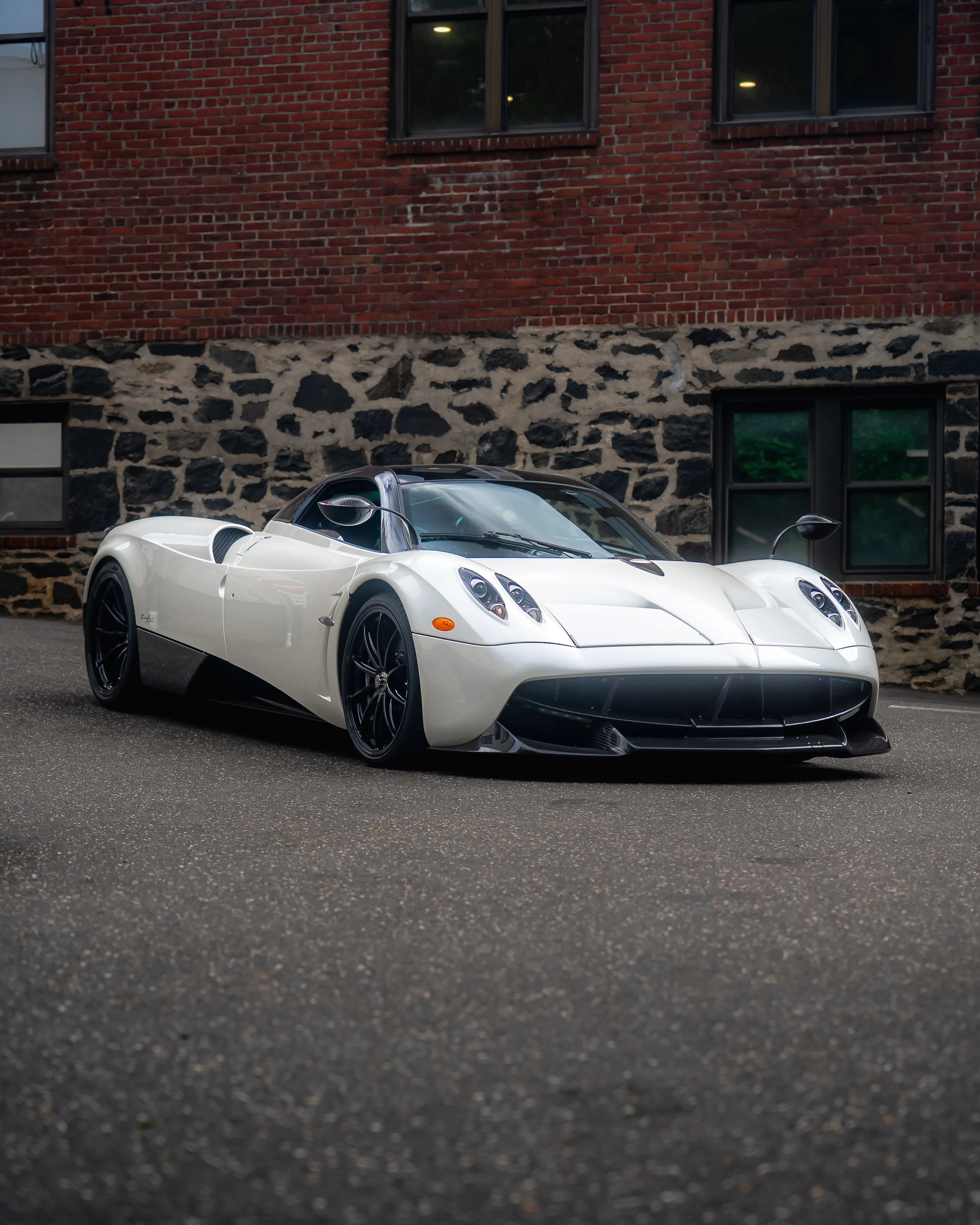 pagani huayra-2.jpg