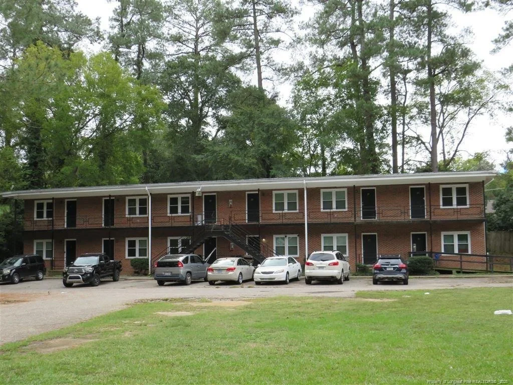 210-17 Colonial Drive Fayetteville, NC 28301