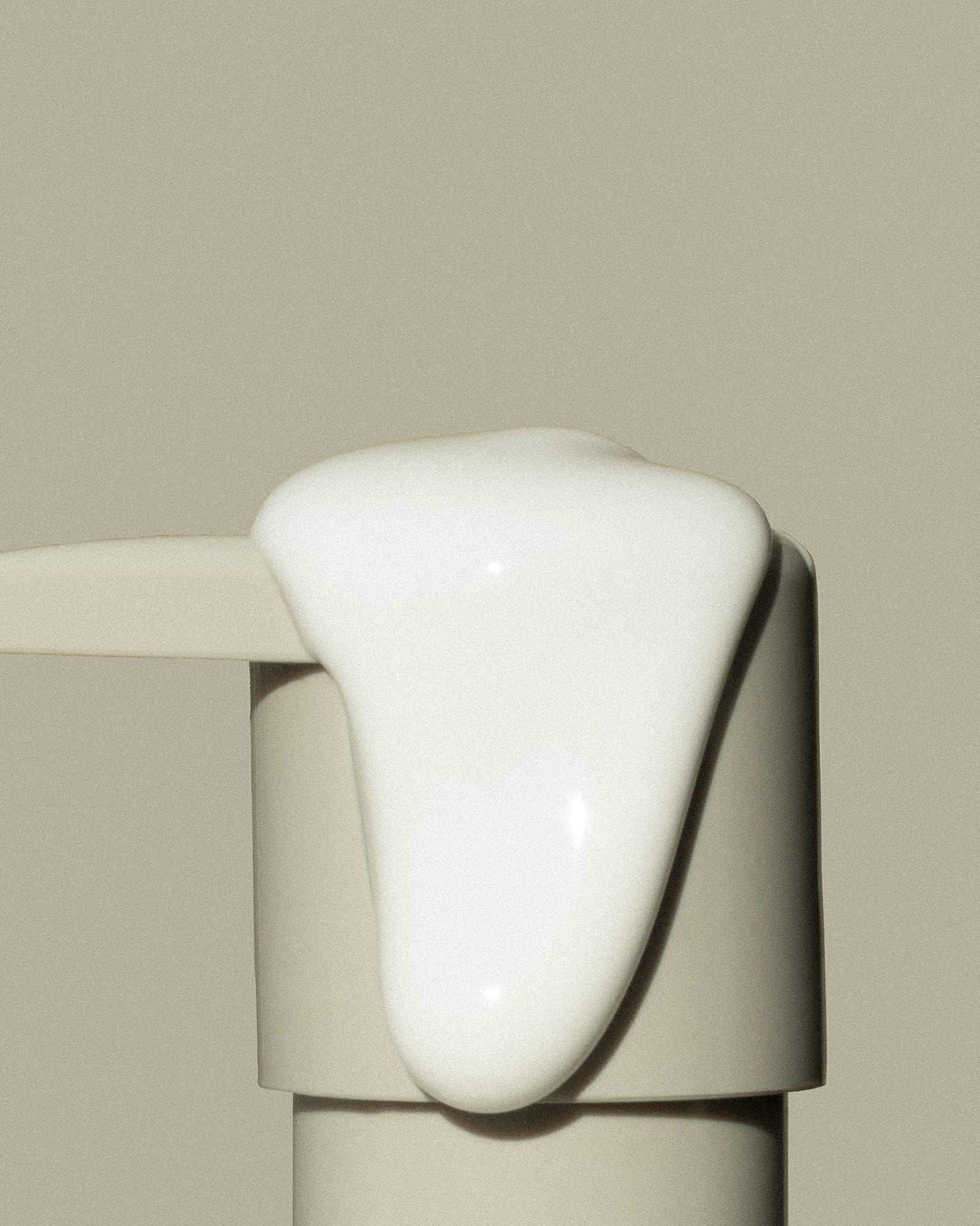 DeziSkin_BodyGloss_Product10 copy.png