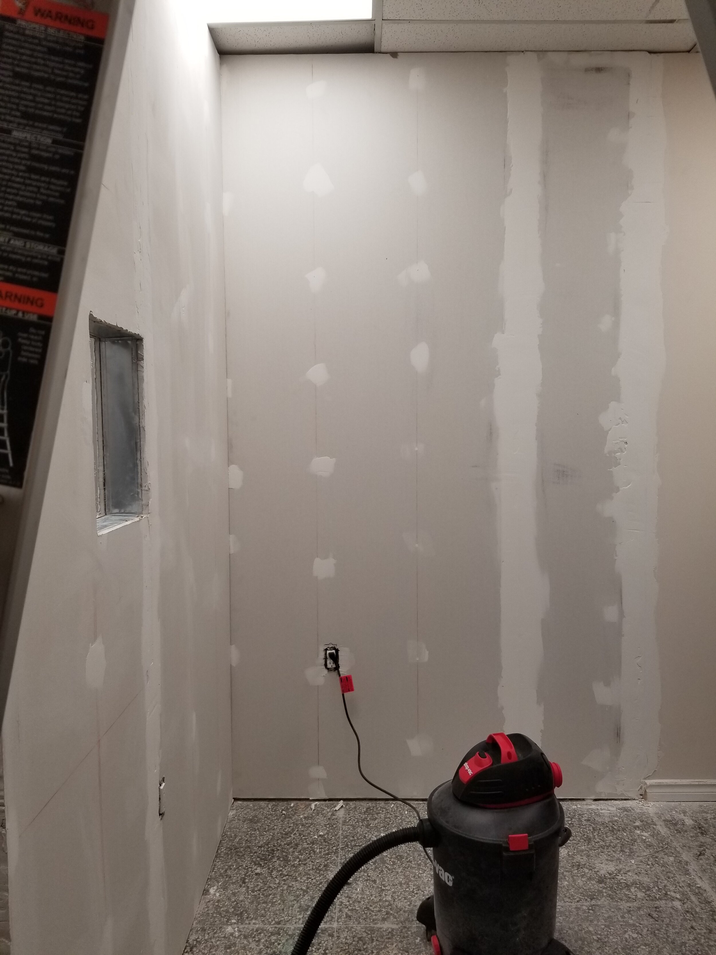 jerky chicken drywall and mudding.jpg