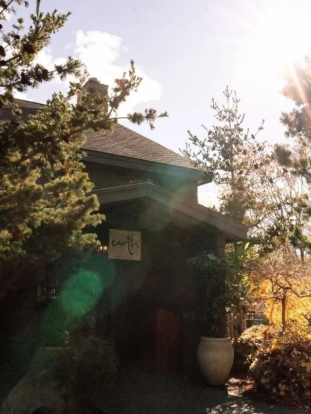 If Earth has been on your list, consider this your sign&mdash;reserve now and celebrate the holiday season with elevated farm-to-fork dining.✨🌿

📸: @sammnappi