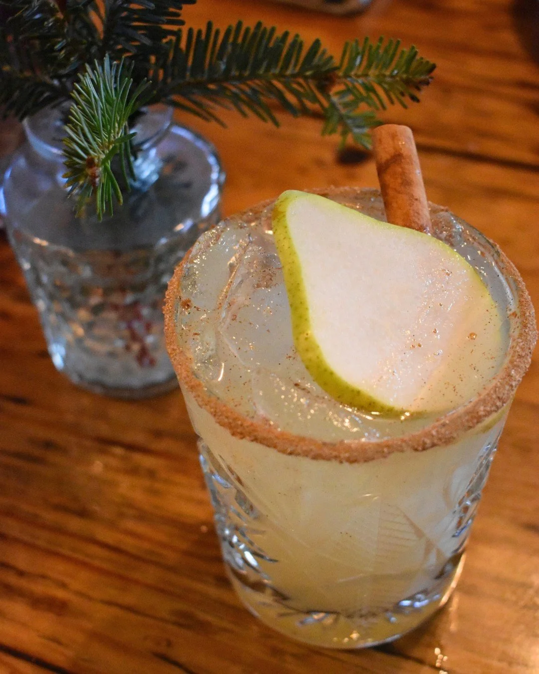 Going alcohol-free this New Year? Start your wellness journey at Earth with one of our refreshing spirit-free mocktails🍐