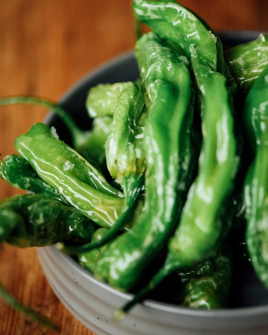 Discover exclusive bar bites&mdash;comforting, creative, and available only from our special menu. 🍽️