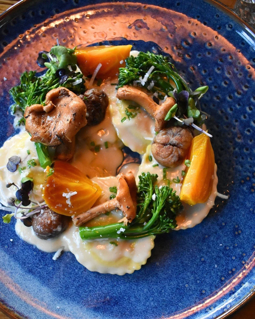 Layers of flavor.🌿 A perfect balance of sweet, savory, and silky&mdash;Kabocha Squash Ravioli with broccolini, baby beets, chanterelles, chestnuts, and rosemary beurre blanc.

Click the link in bio to view seasonal menus and make a reservation Thurs