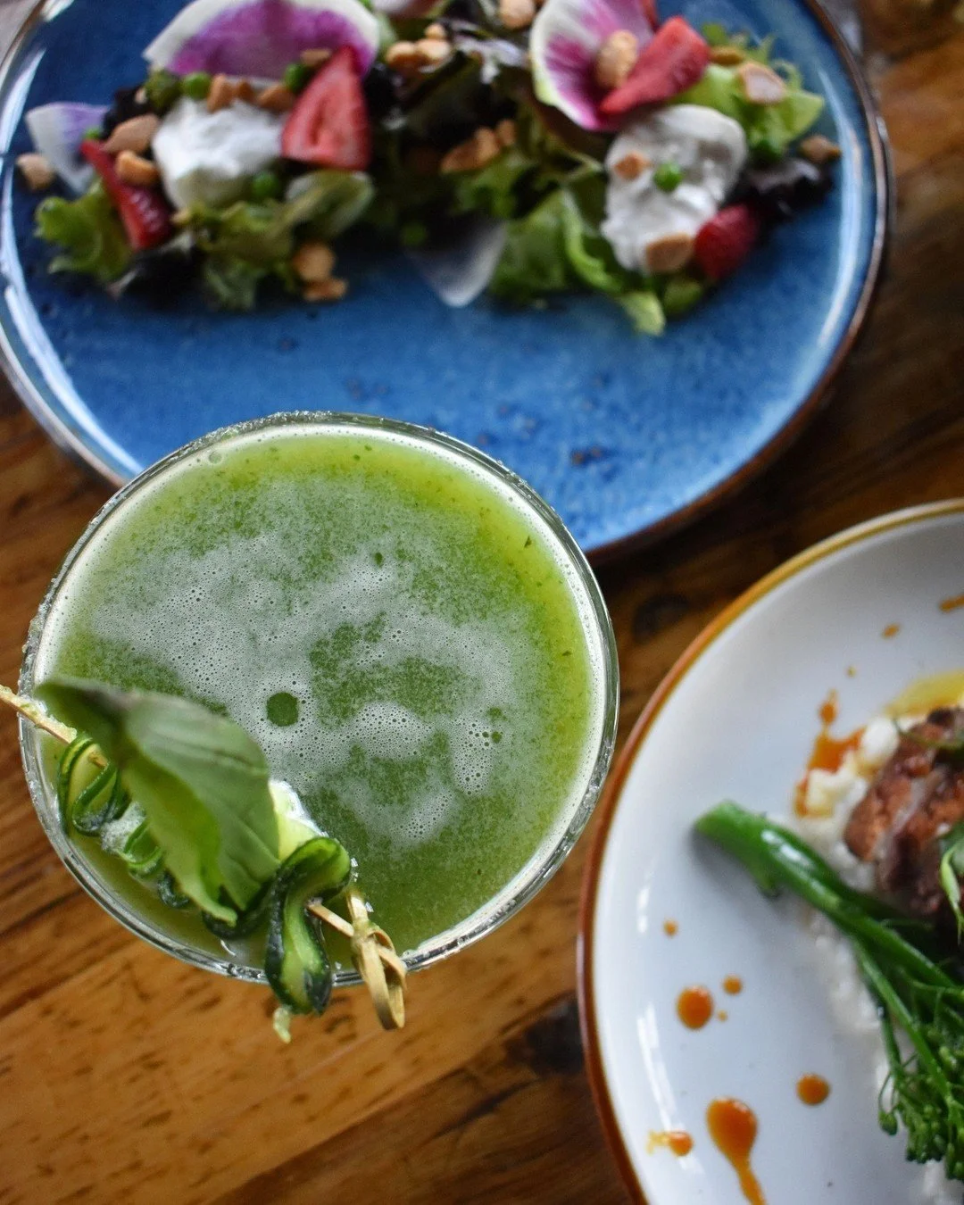 Fresh from the garden to your glass. 🍸