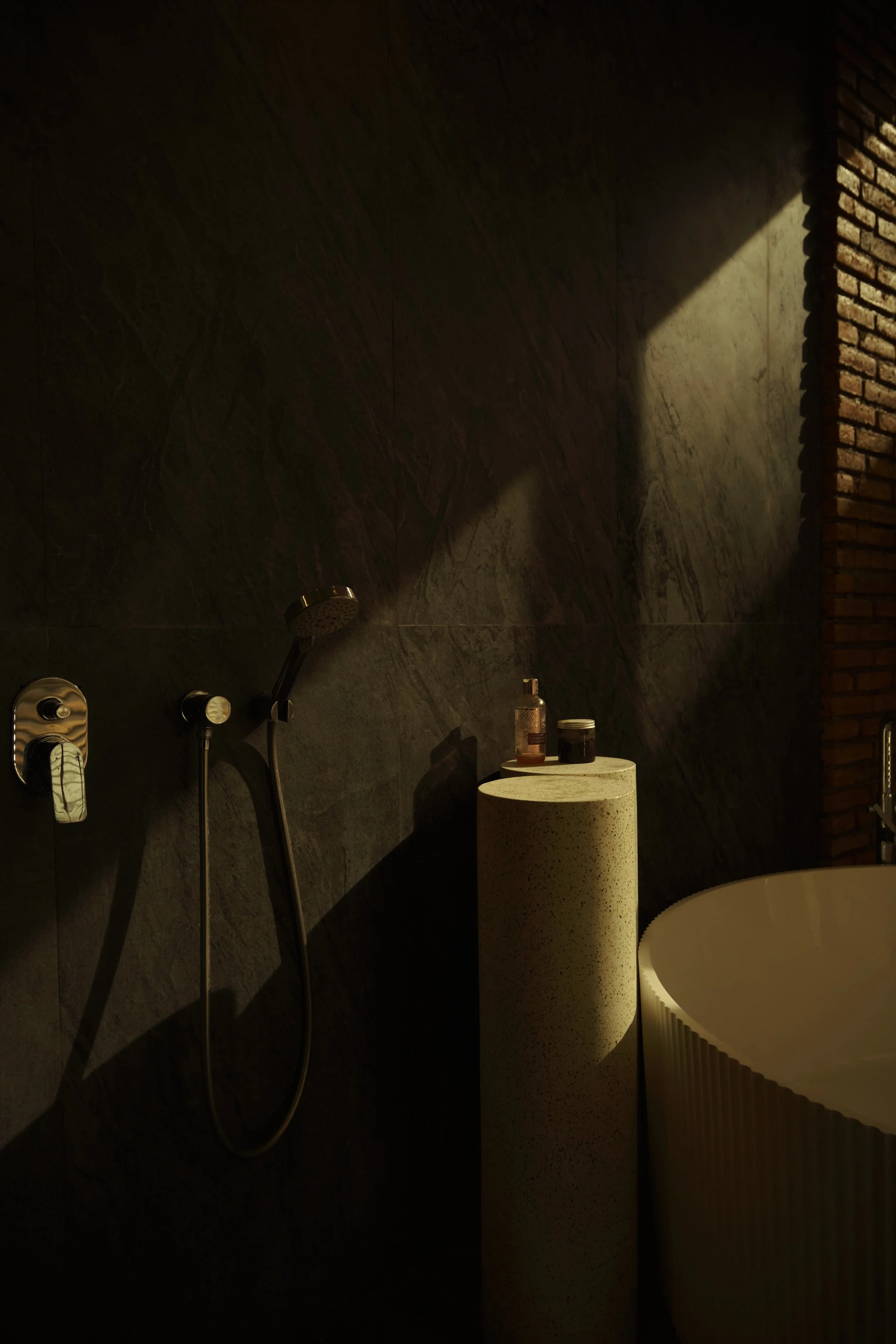 DSCF9830 1.jpg