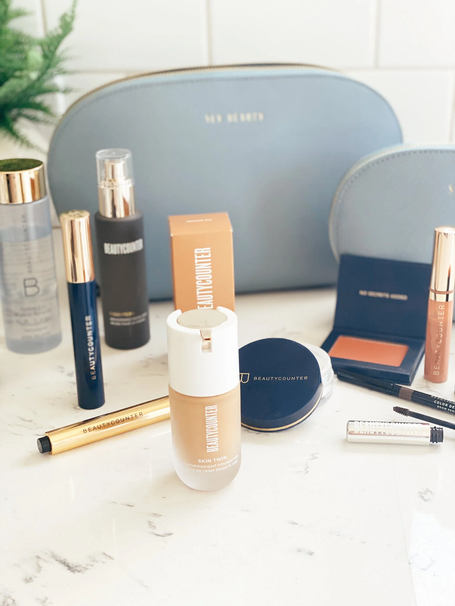 HOW TO LOOK GOOD IN FIVE MINUTES