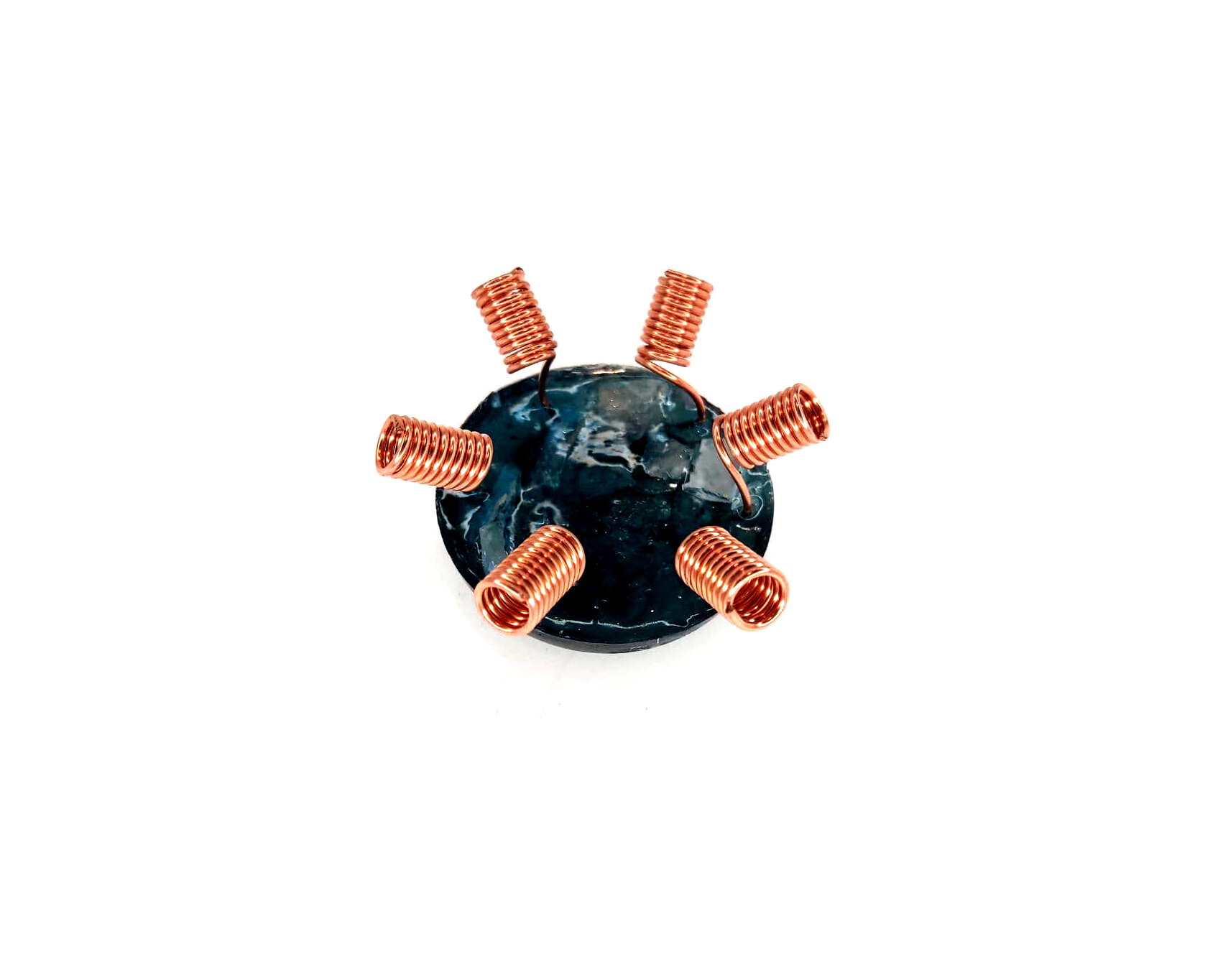 Mini energijos generatorius