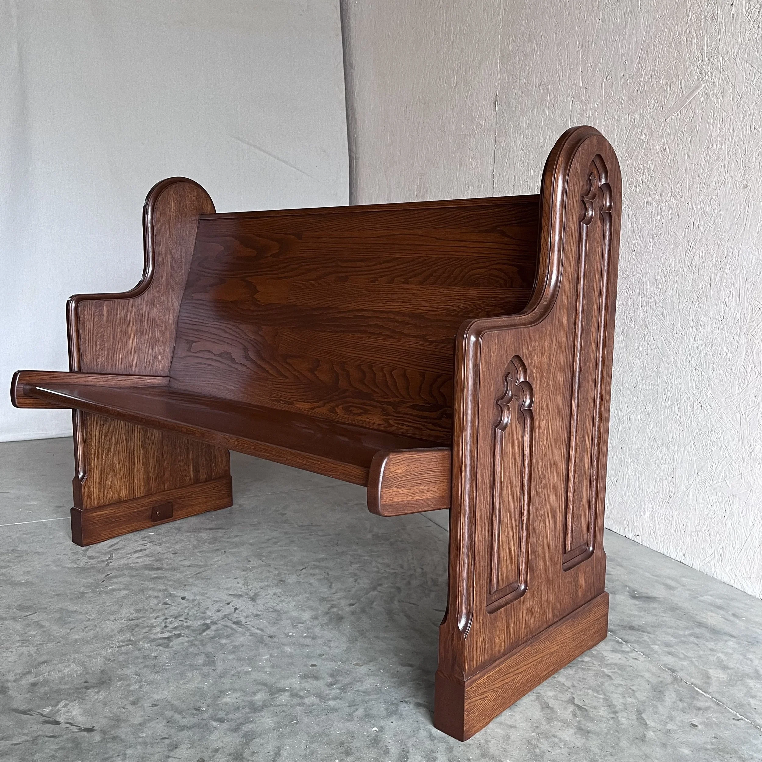 Oak Pew