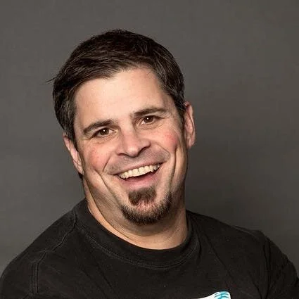 Episode 3 – TV: The Third Player in the Triopoly? (feat. Matt Spiegel)