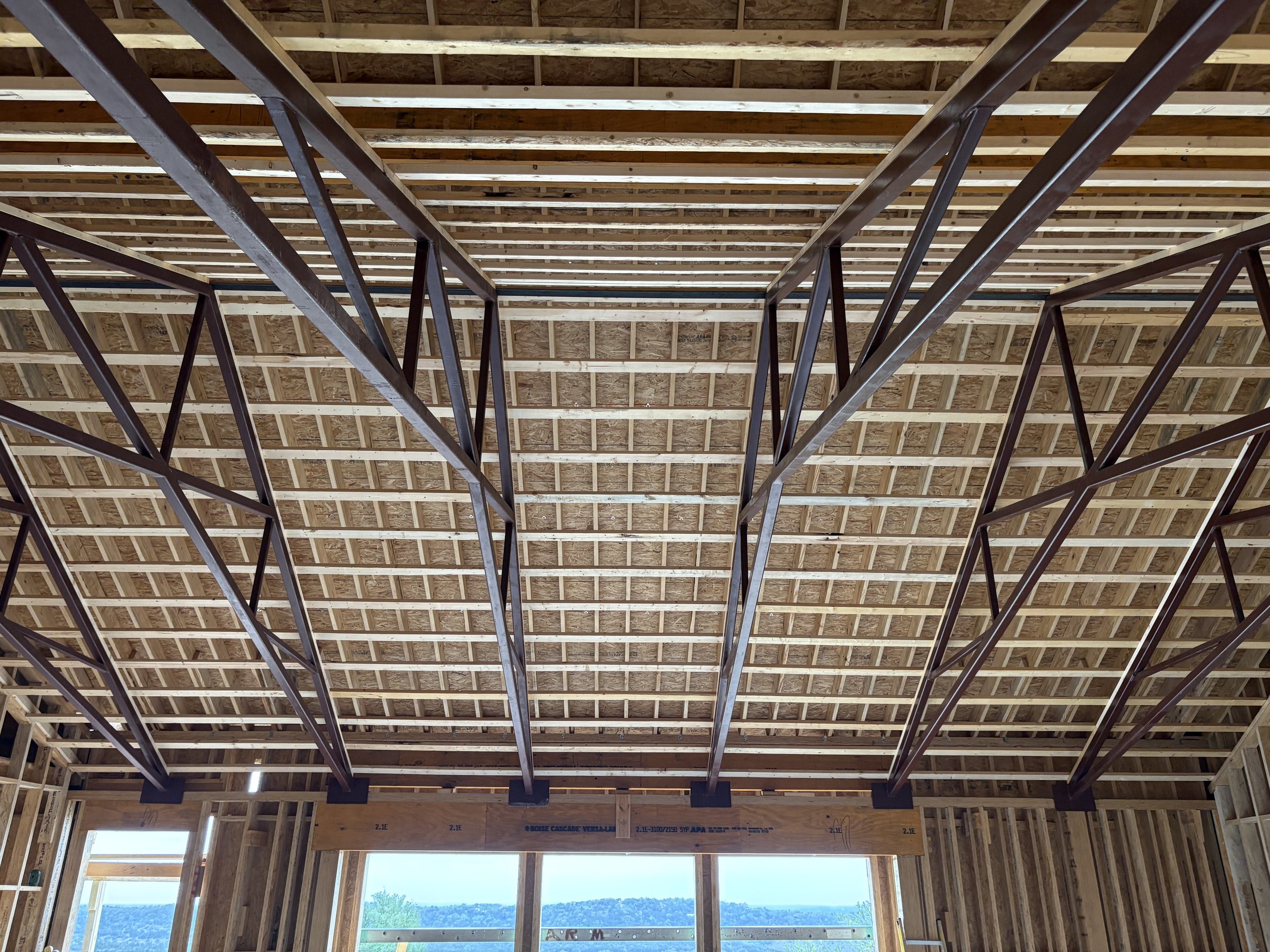 spicewood+fabworks+hill+country+tx+welded+strucural+trusses.JPG