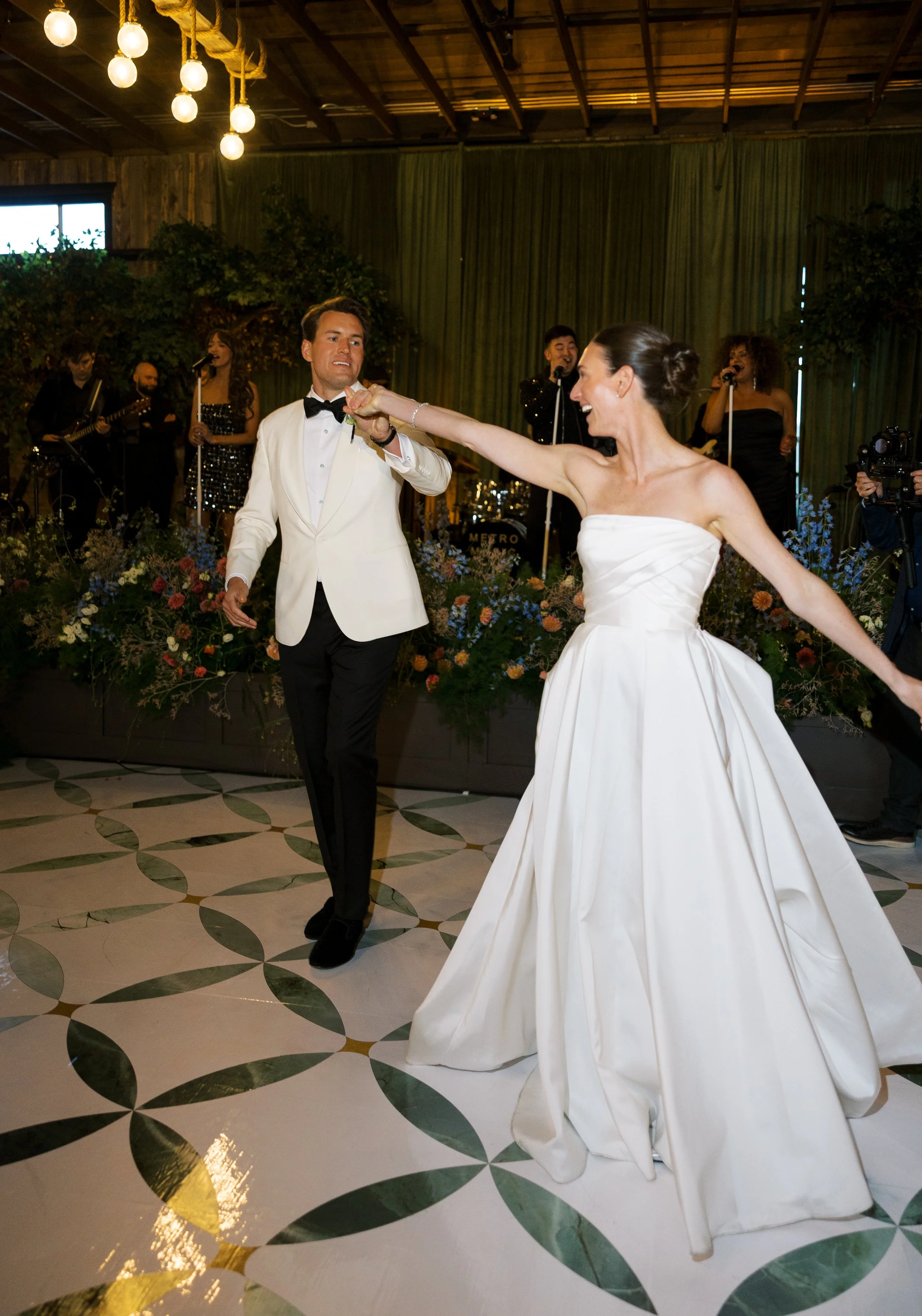 Tori & Siegfreid Favorites- Sarah Jane Photo-148.jpg