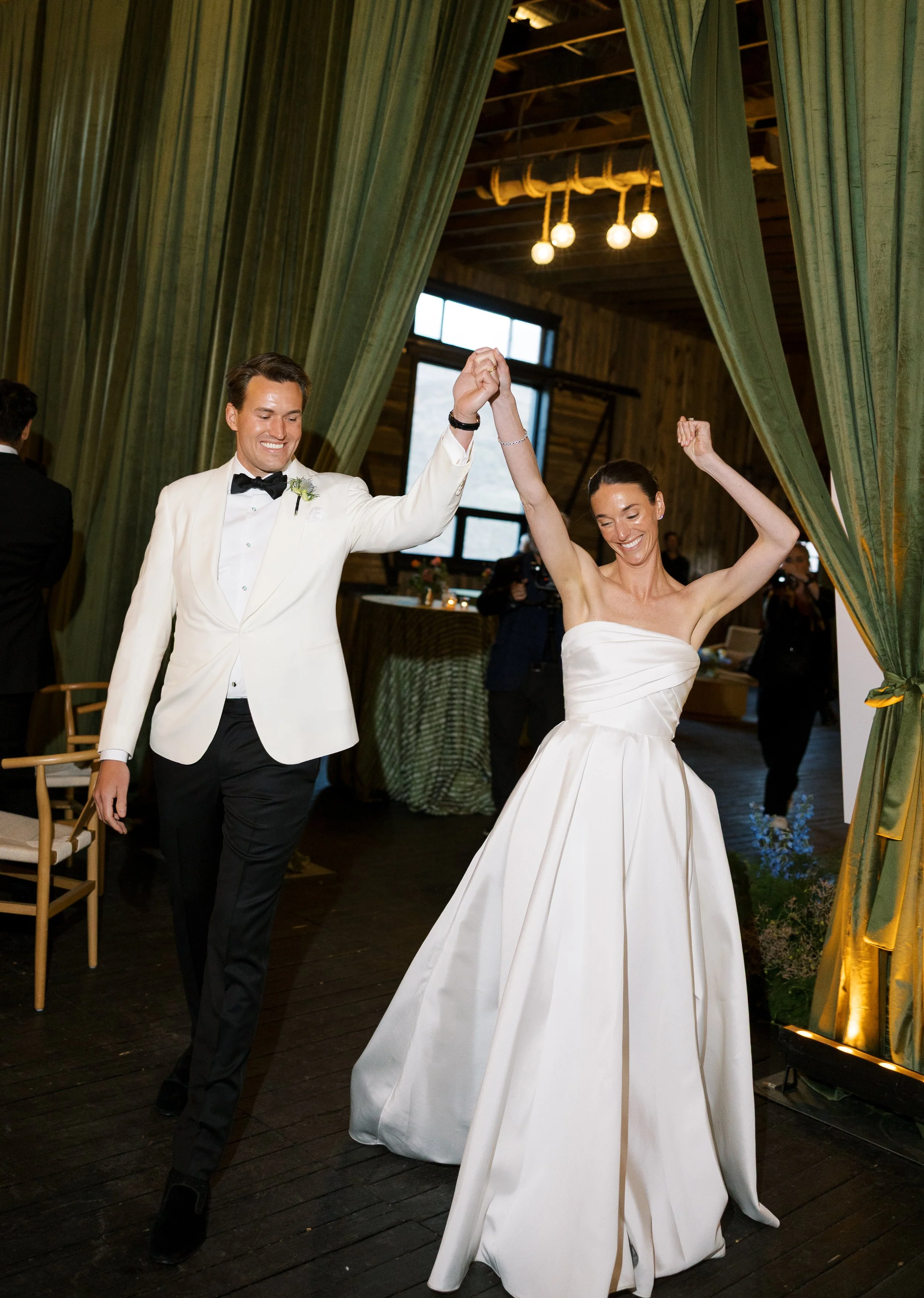 Tori & Siegfreid Favorites- Sarah Jane Photo-144.jpg