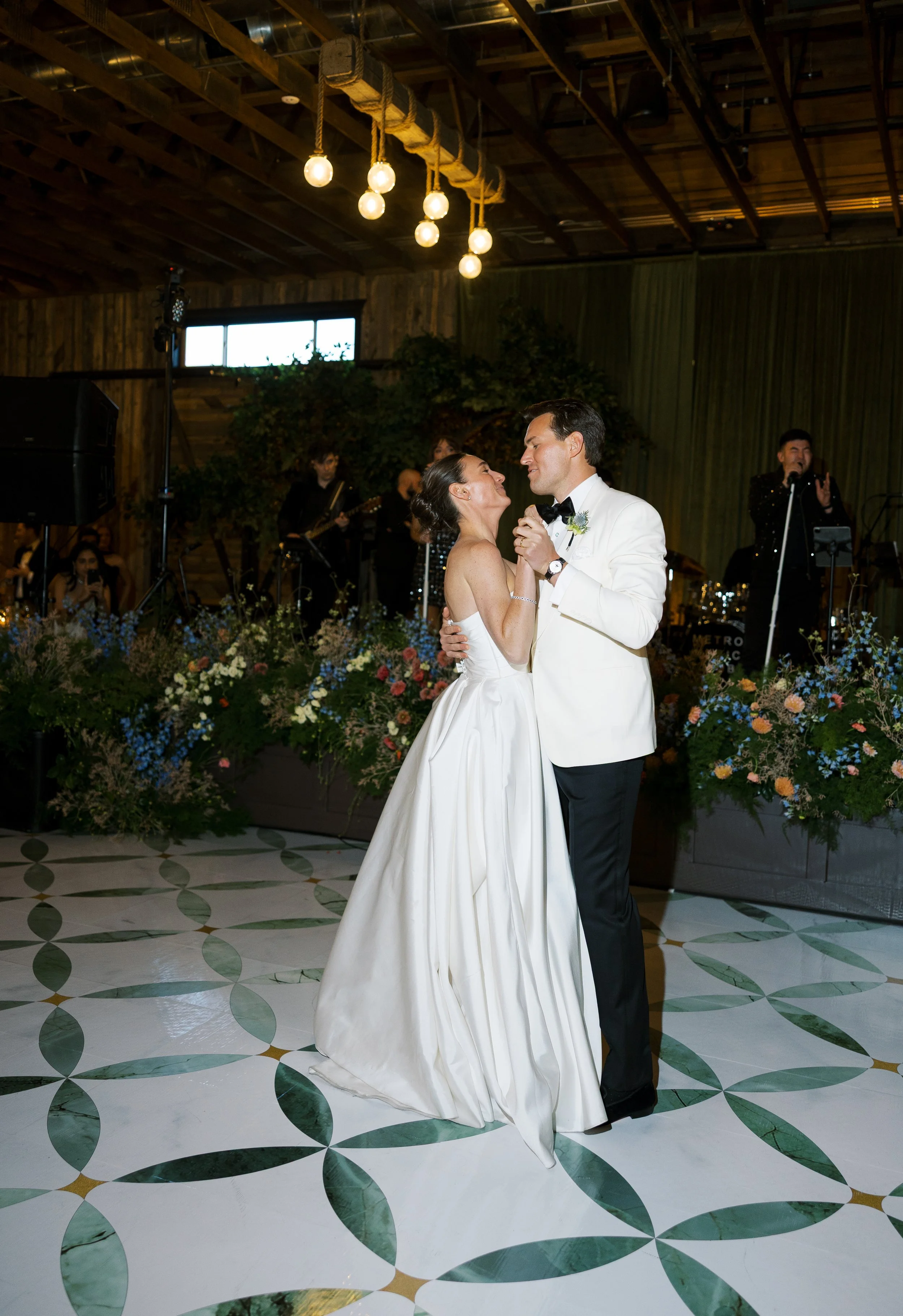 Tori & Siegfreid Favorites- Sarah Jane Photo-150.jpg