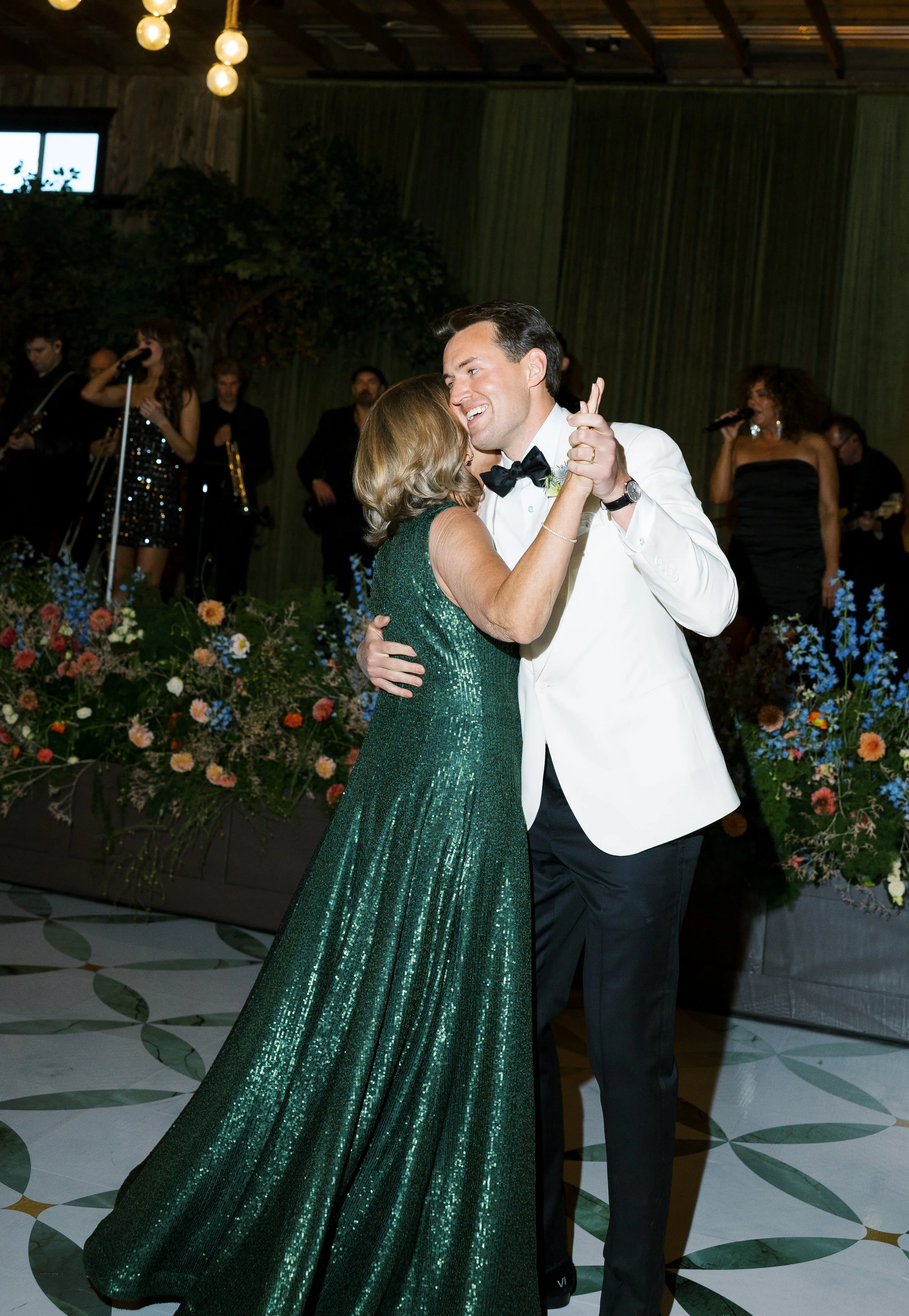 Tori & Siegfreid Favorites- Sarah Jane Photo-166.jpg