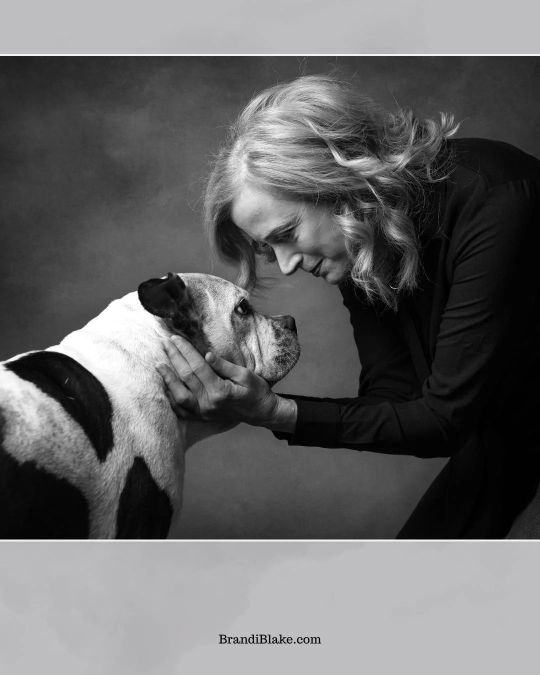 There&rsquo;s something about black and white that strips away distraction and lets you feel the moment. 🖤

This client's portrait with her sweet pup is still one of my favorites &mdash; the bond, the softness, the story it tells without color.

Whi