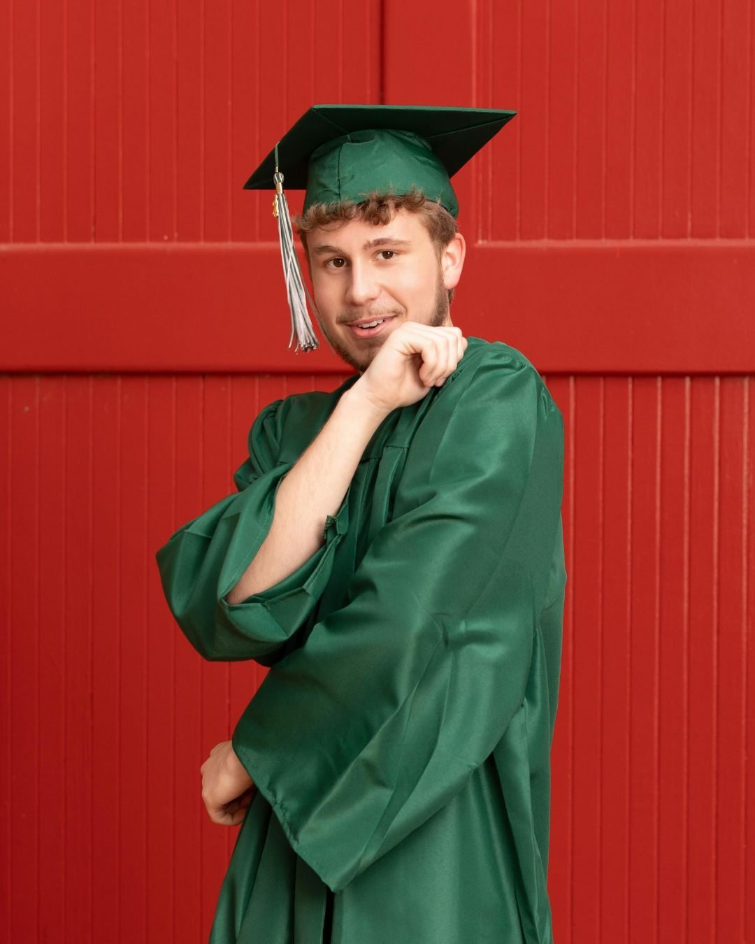 Your senior doesn&rsquo;t have to love the camera.

This image wasn&rsquo;t captured because he was posing.
It happened because we were talking about something else entirely.

That&rsquo;s usually when the real expressions show up&mdash;when the pres