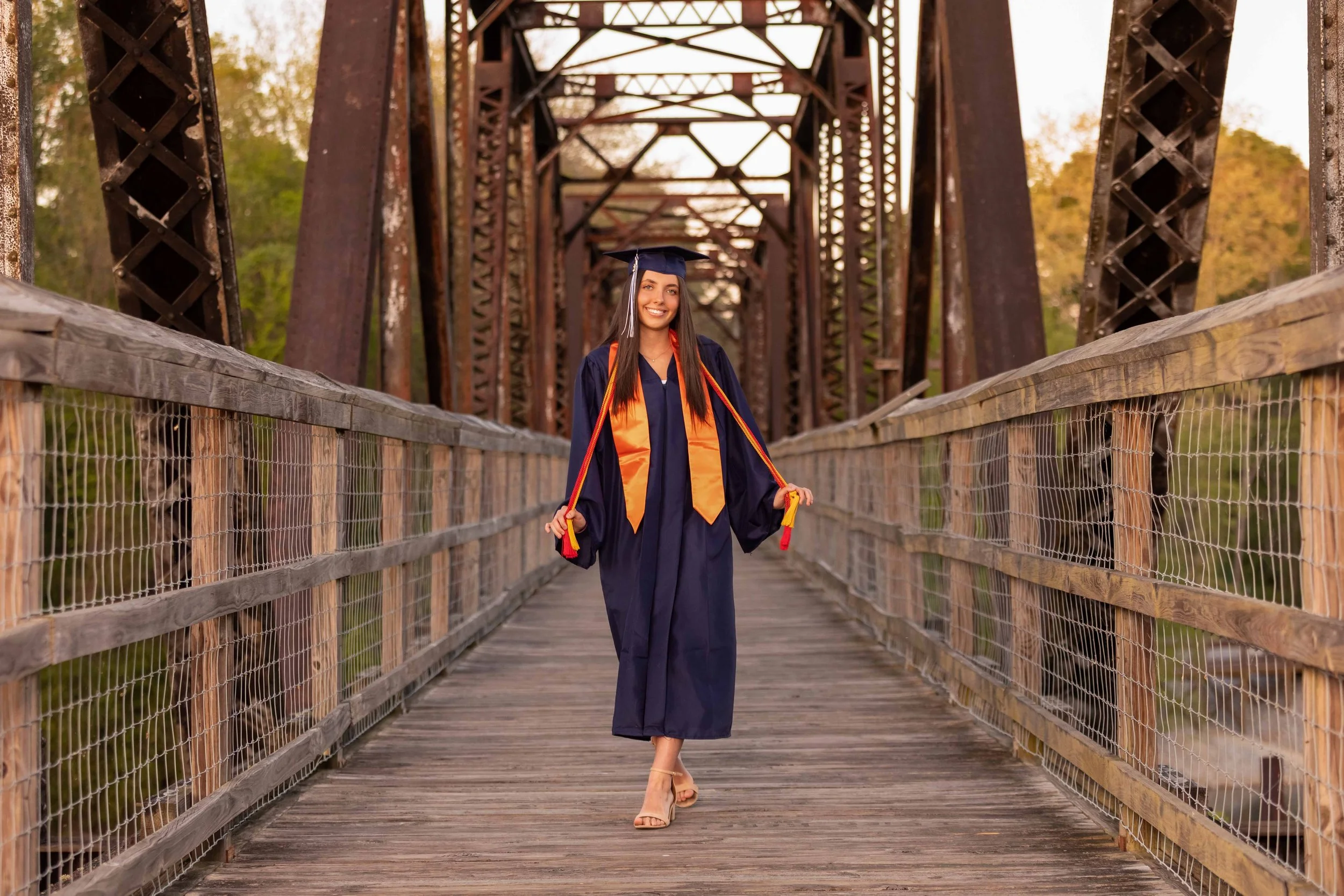 When to Schedule Senior Portraits Before Fall Takes Over